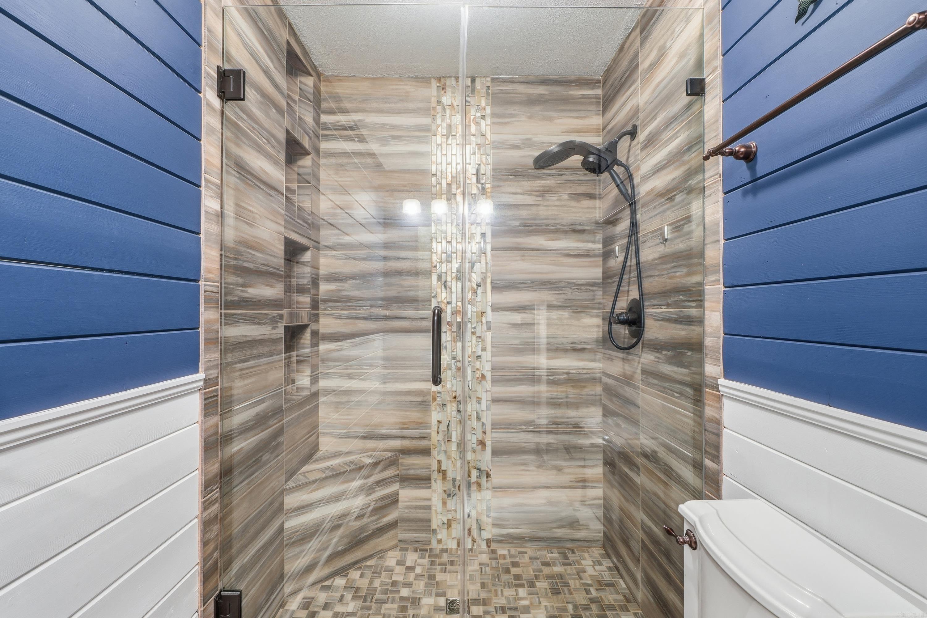 135 Hillview Dr #101  Fairfield Bay, AR