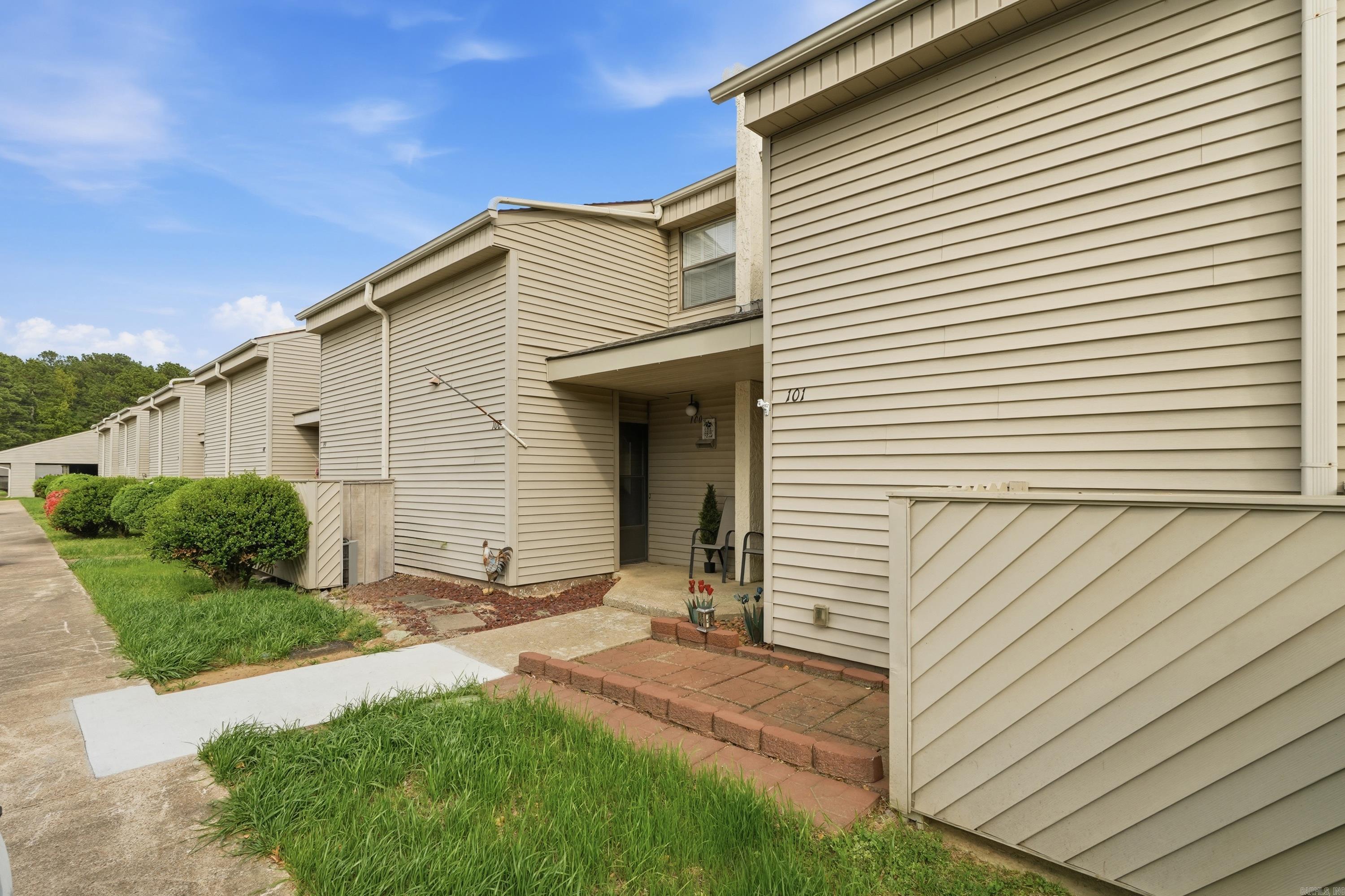 135 Hillview Dr #101  Fairfield Bay, AR