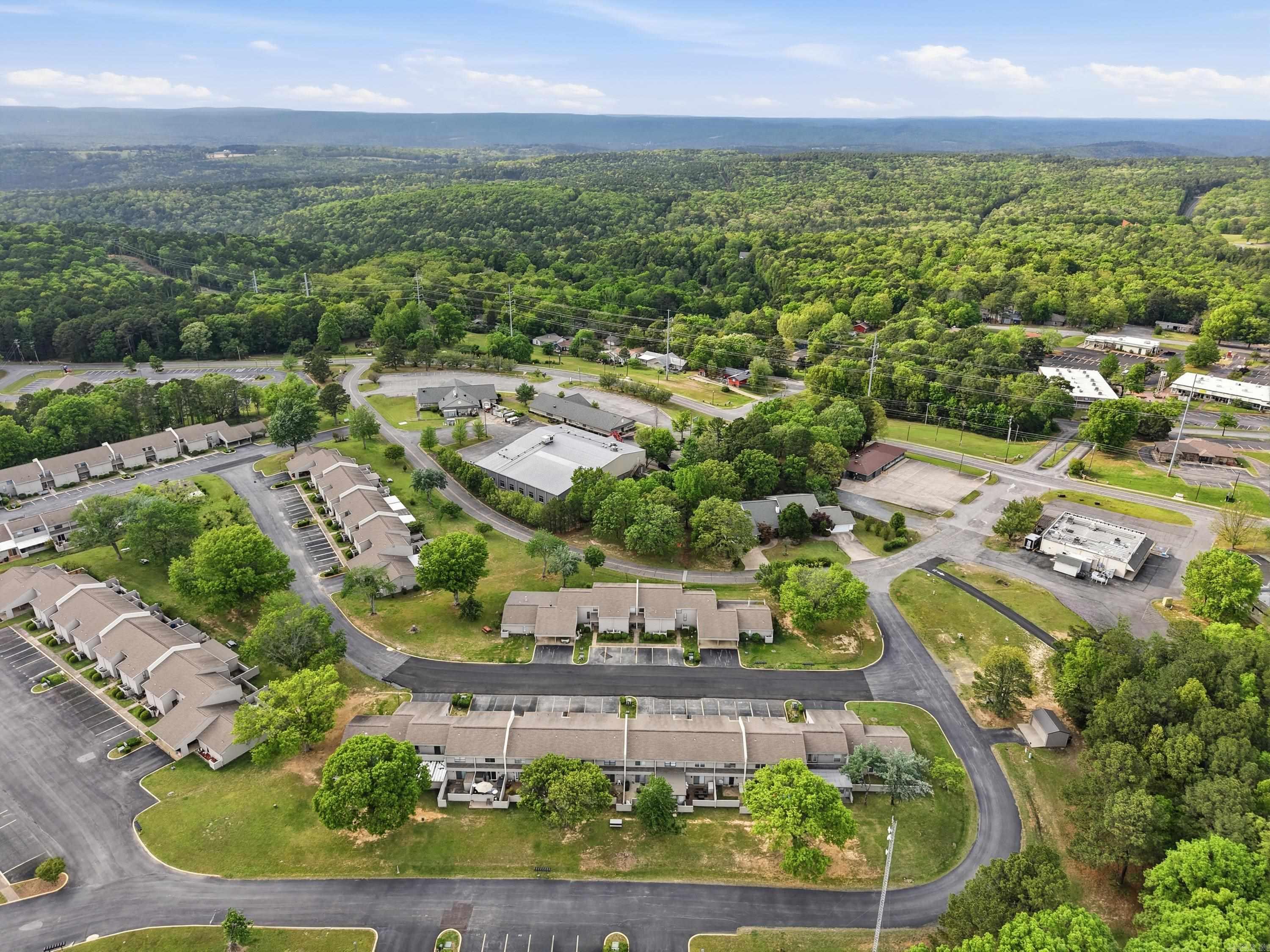 135 Hillview Dr #101  Fairfield Bay, AR