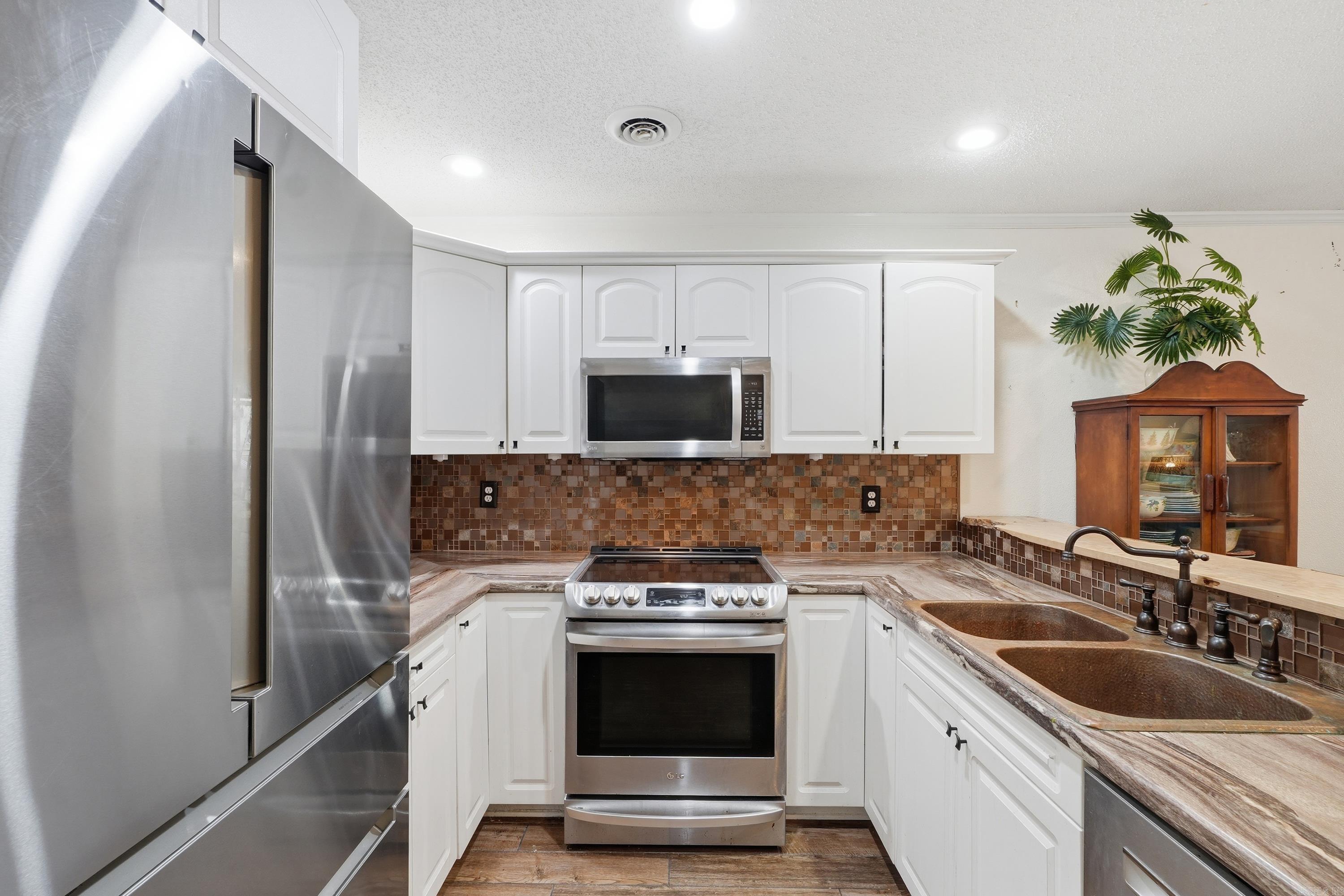 135 Hillview Dr #101  Fairfield Bay, AR