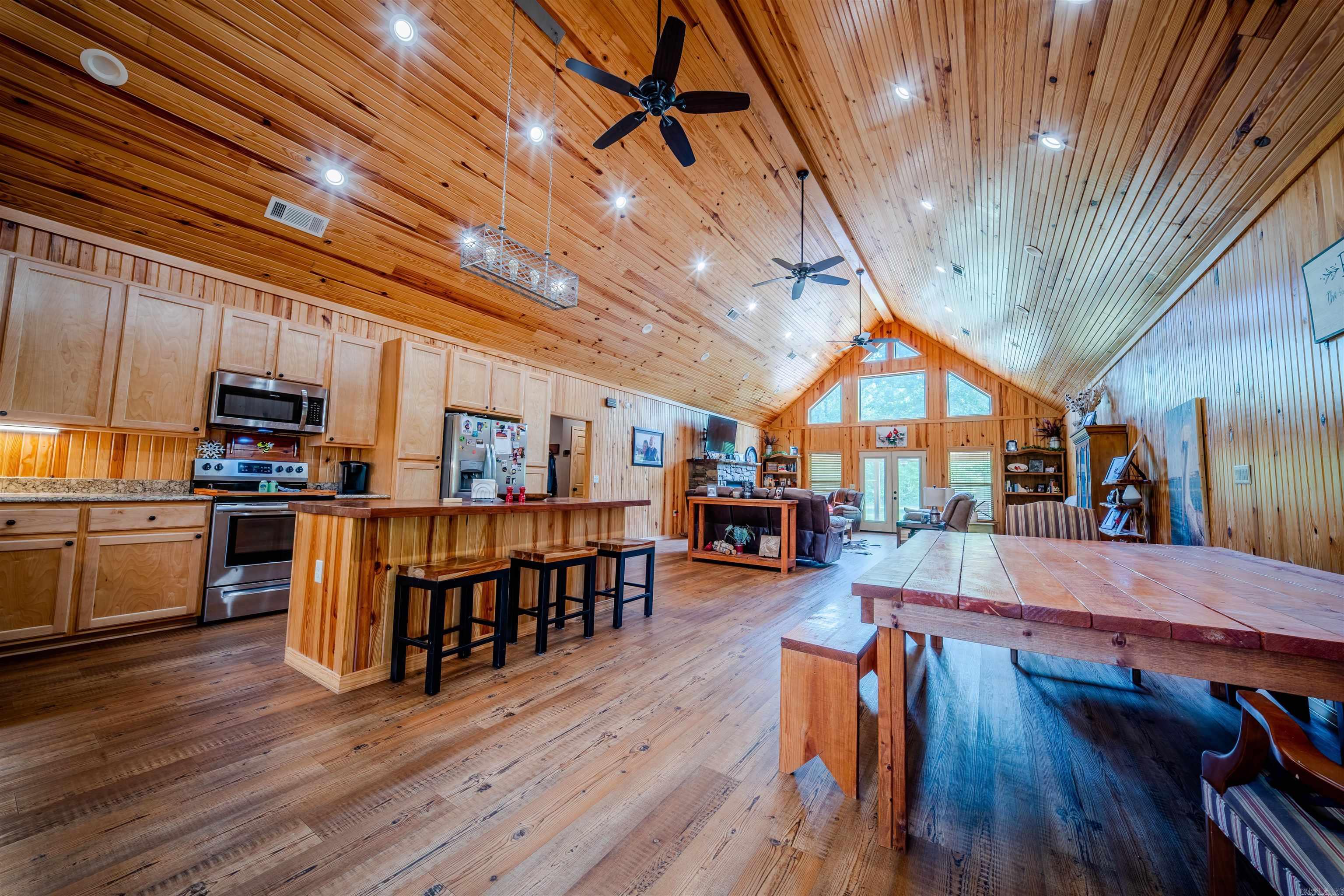 181 Chappel Creek  Camden, AR