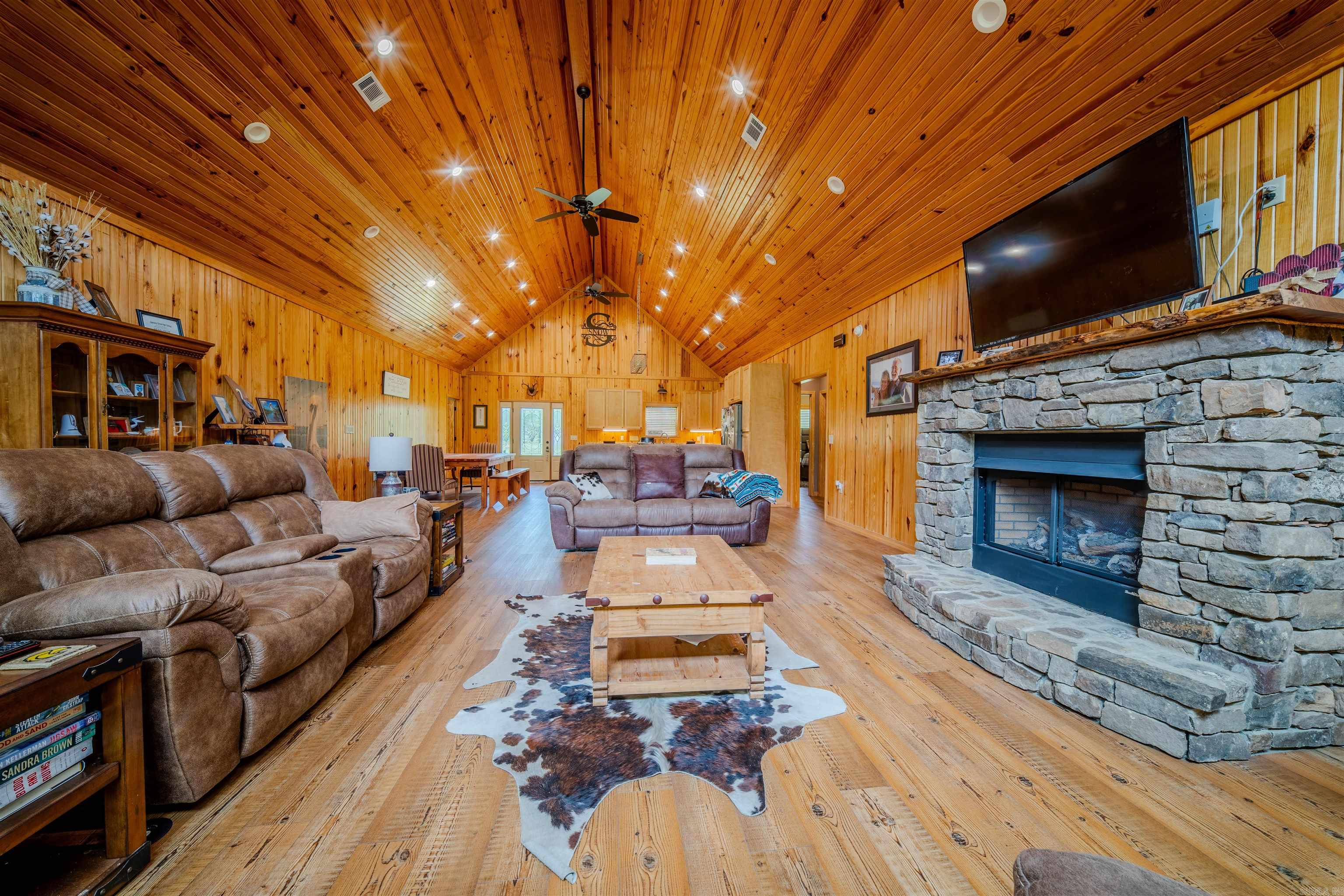 181 Chappel Creek  Camden, AR