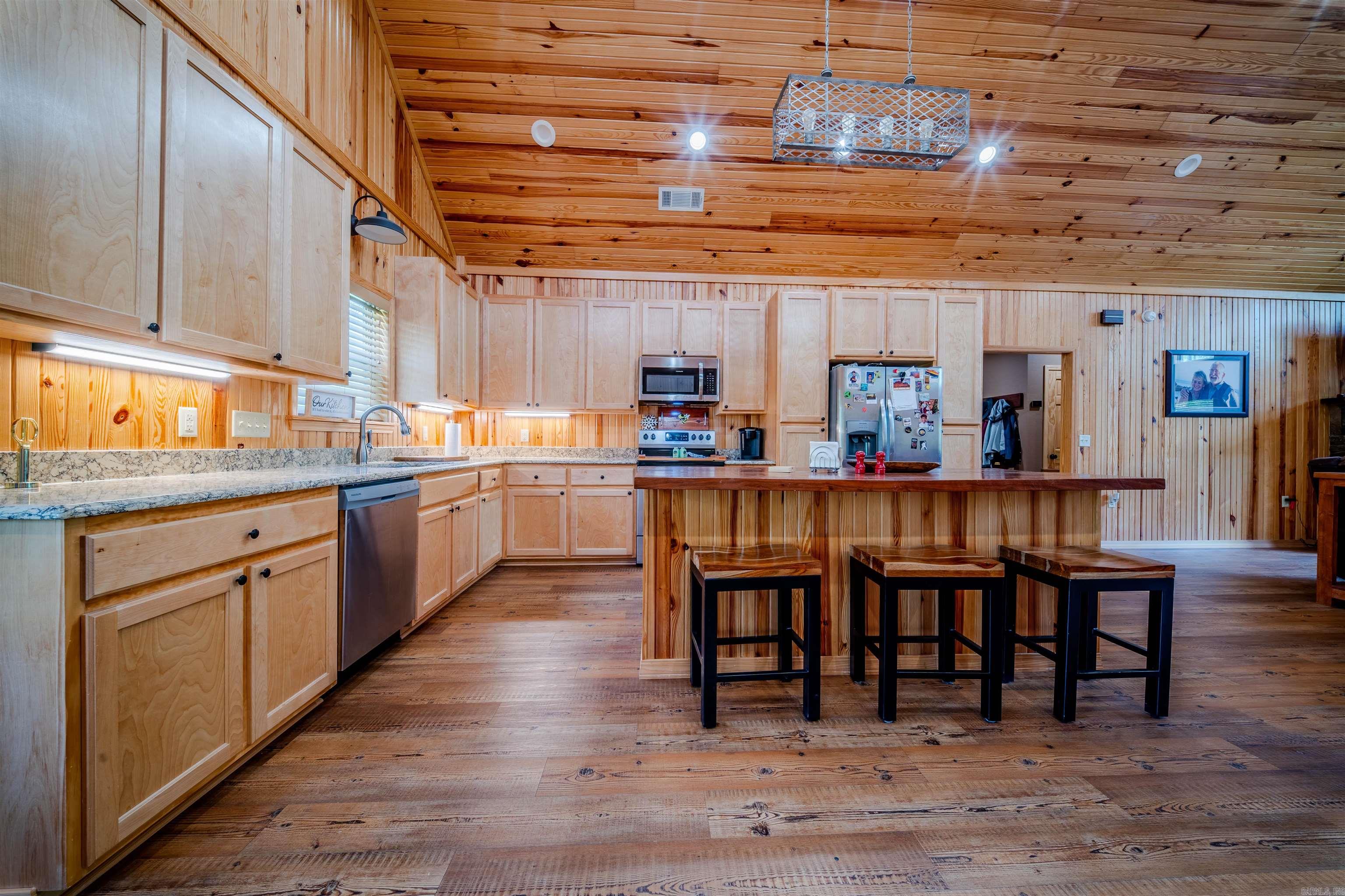 181 Chappel Creek  Camden, AR