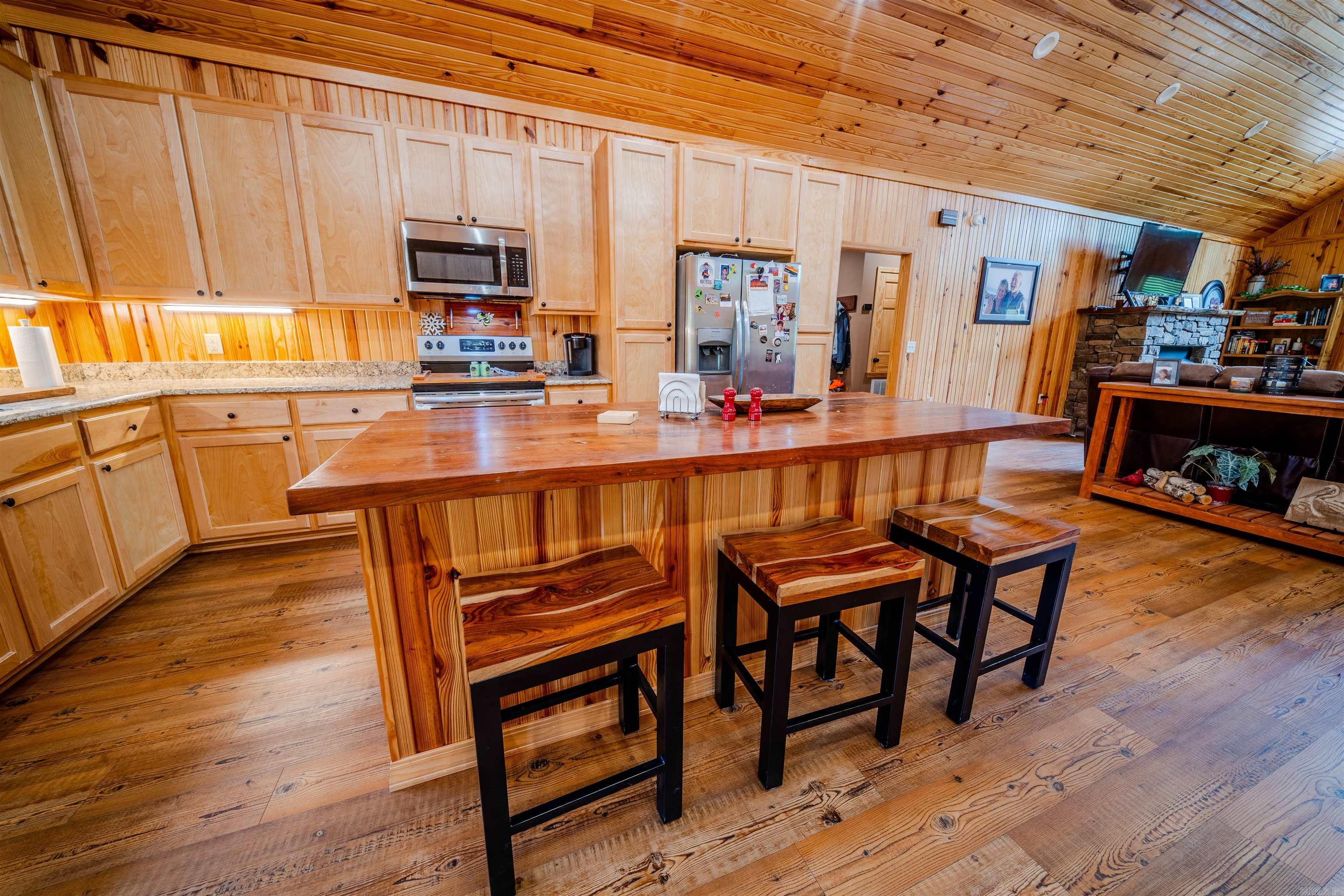 181 Chappel Creek  Camden, AR