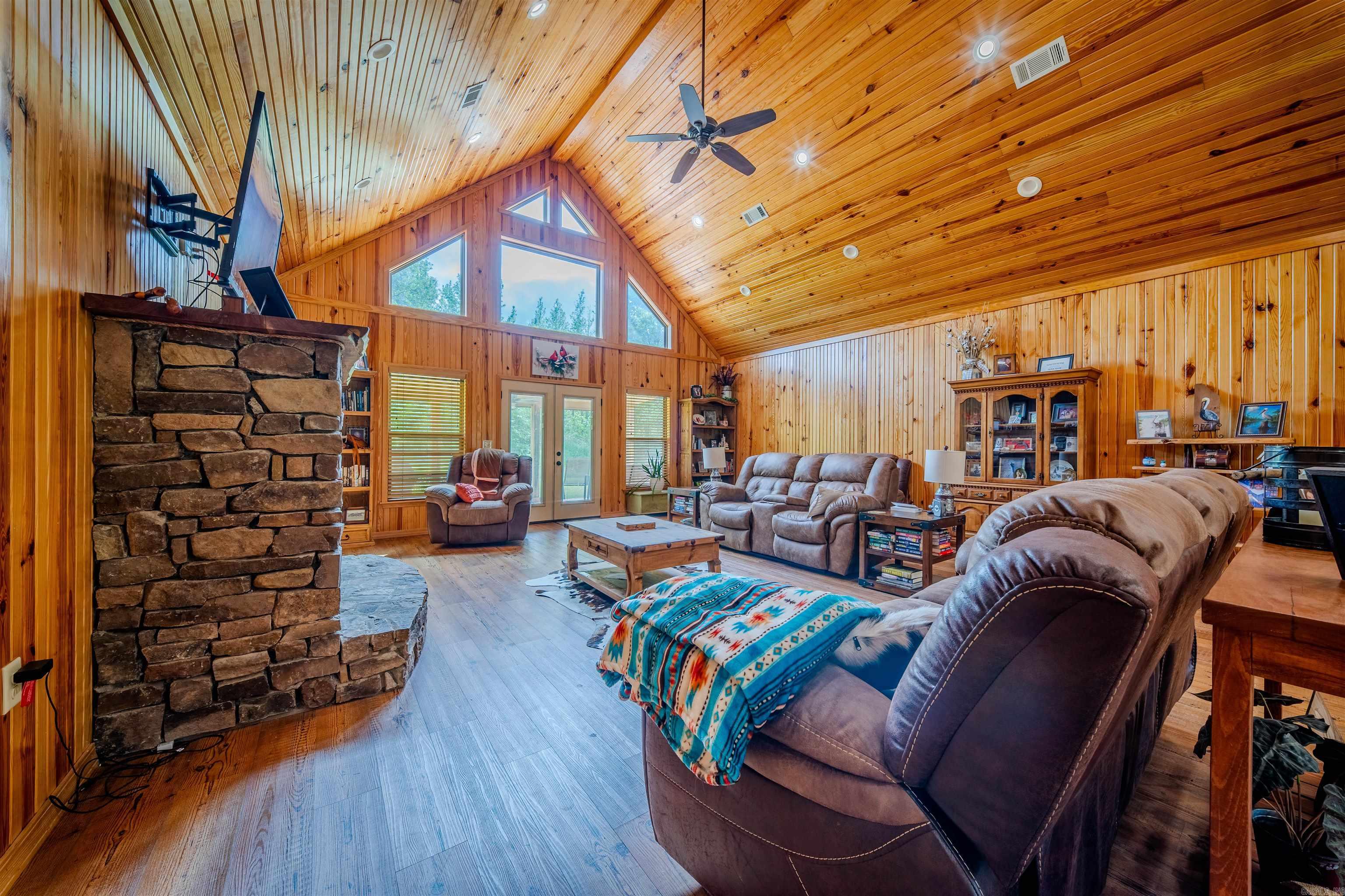 181 Chappel Creek  Camden, AR