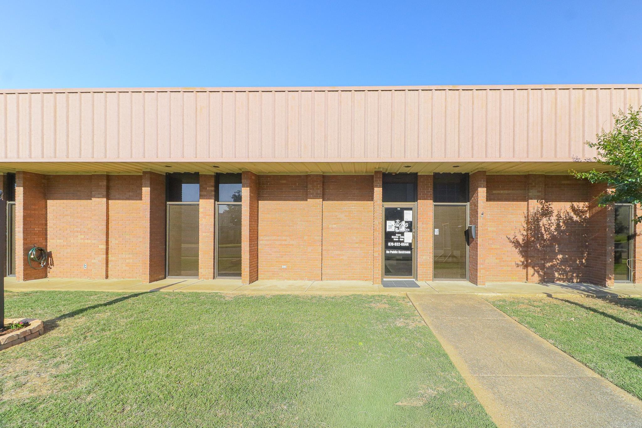 910 S Main  Jonesboro, AR