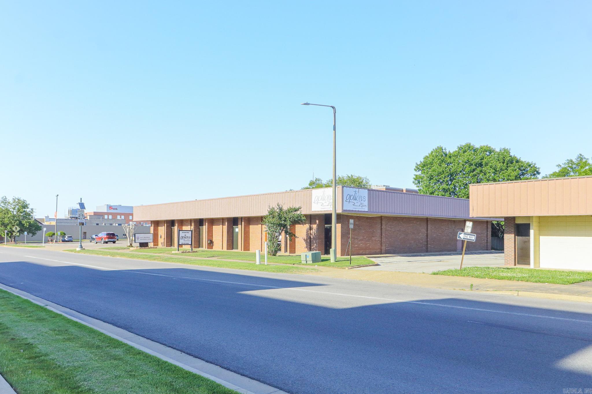 910 S Main  Jonesboro, AR