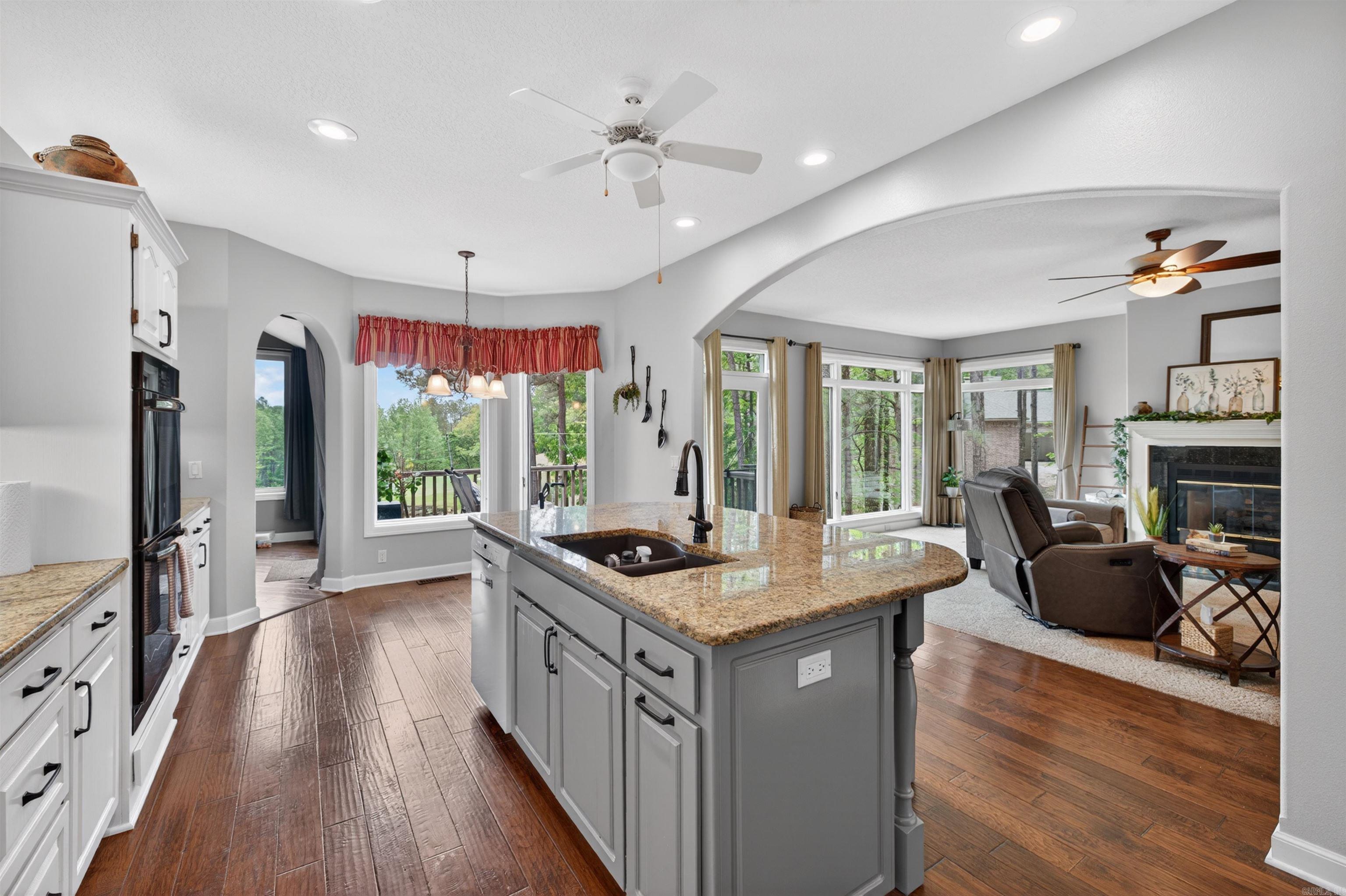 1 Atalaya  Hot Springs Village, AR