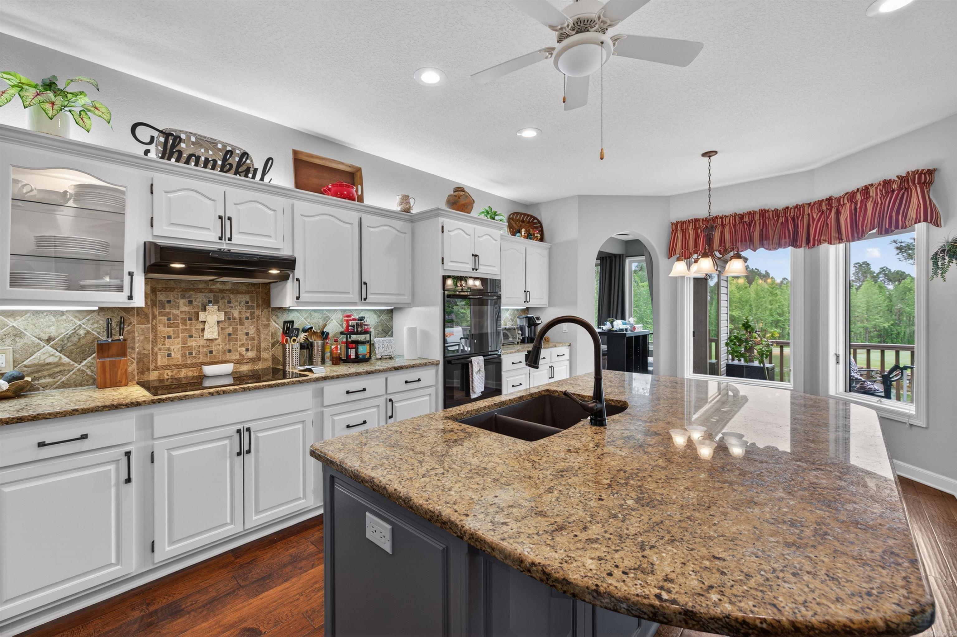 1 Atalaya  Hot Springs Village, AR