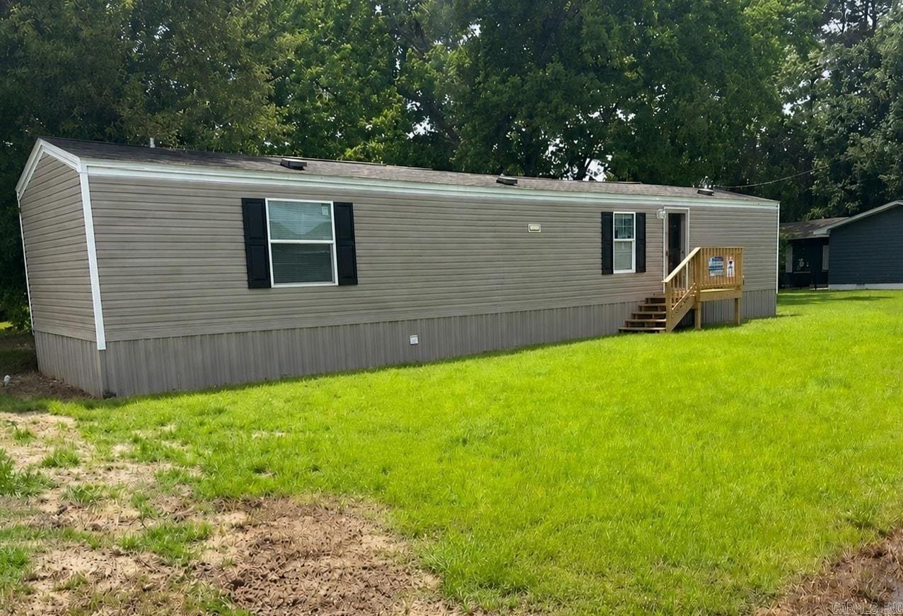 210 E Vine  Russell, AR