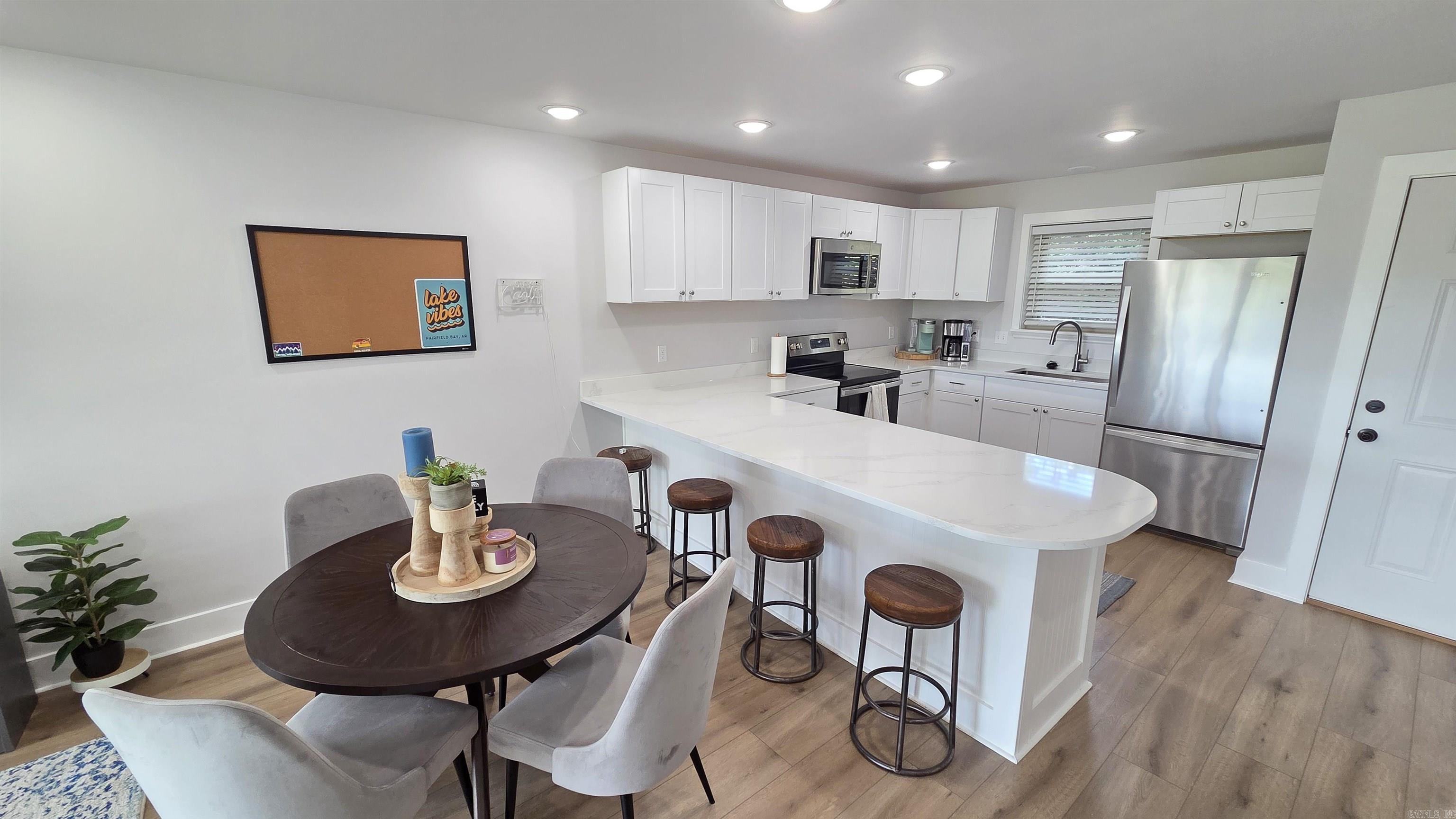 125 Cliff Side  Fairfield Bay, AR