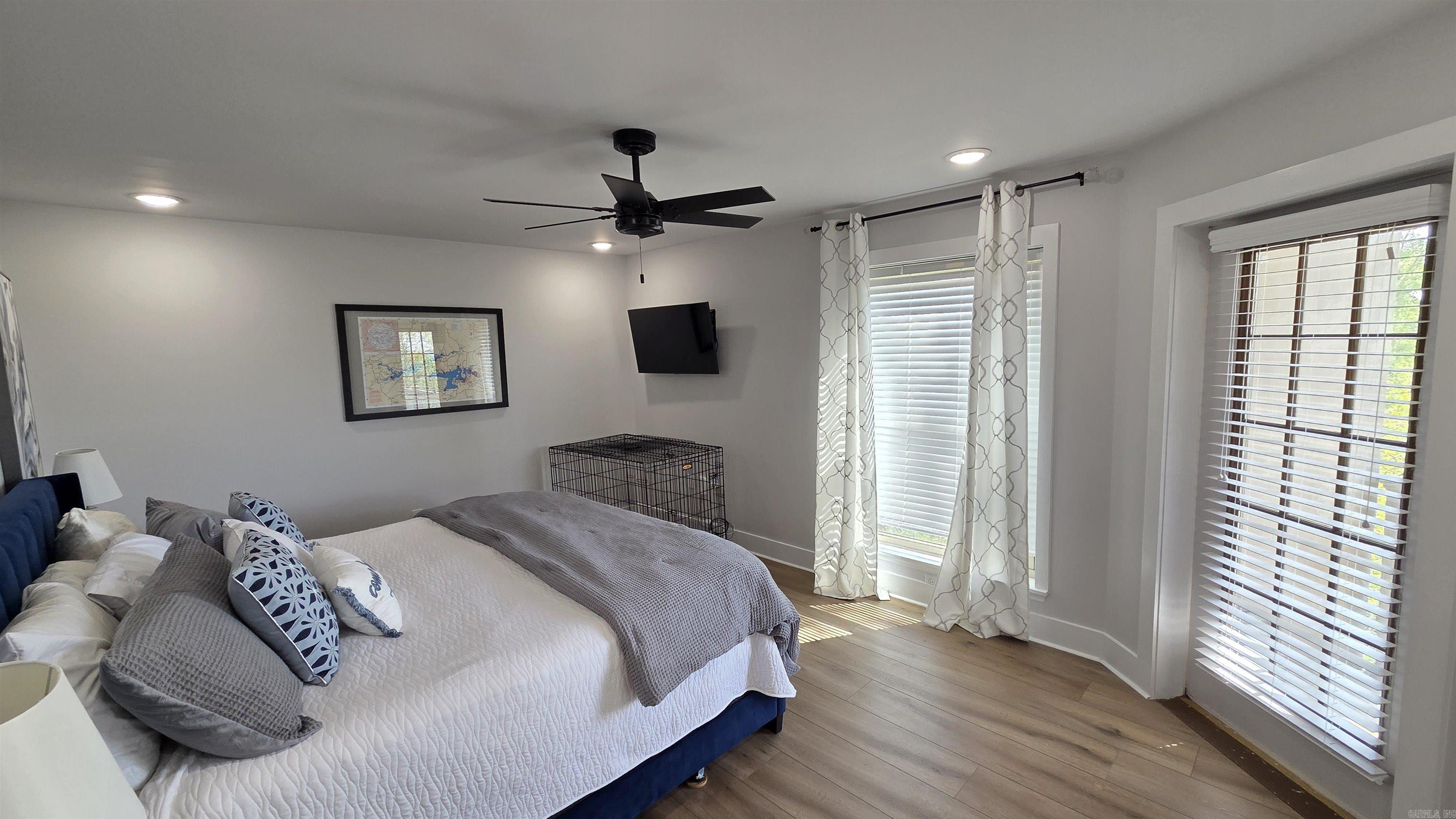 125 Cliff Side  Fairfield Bay, AR