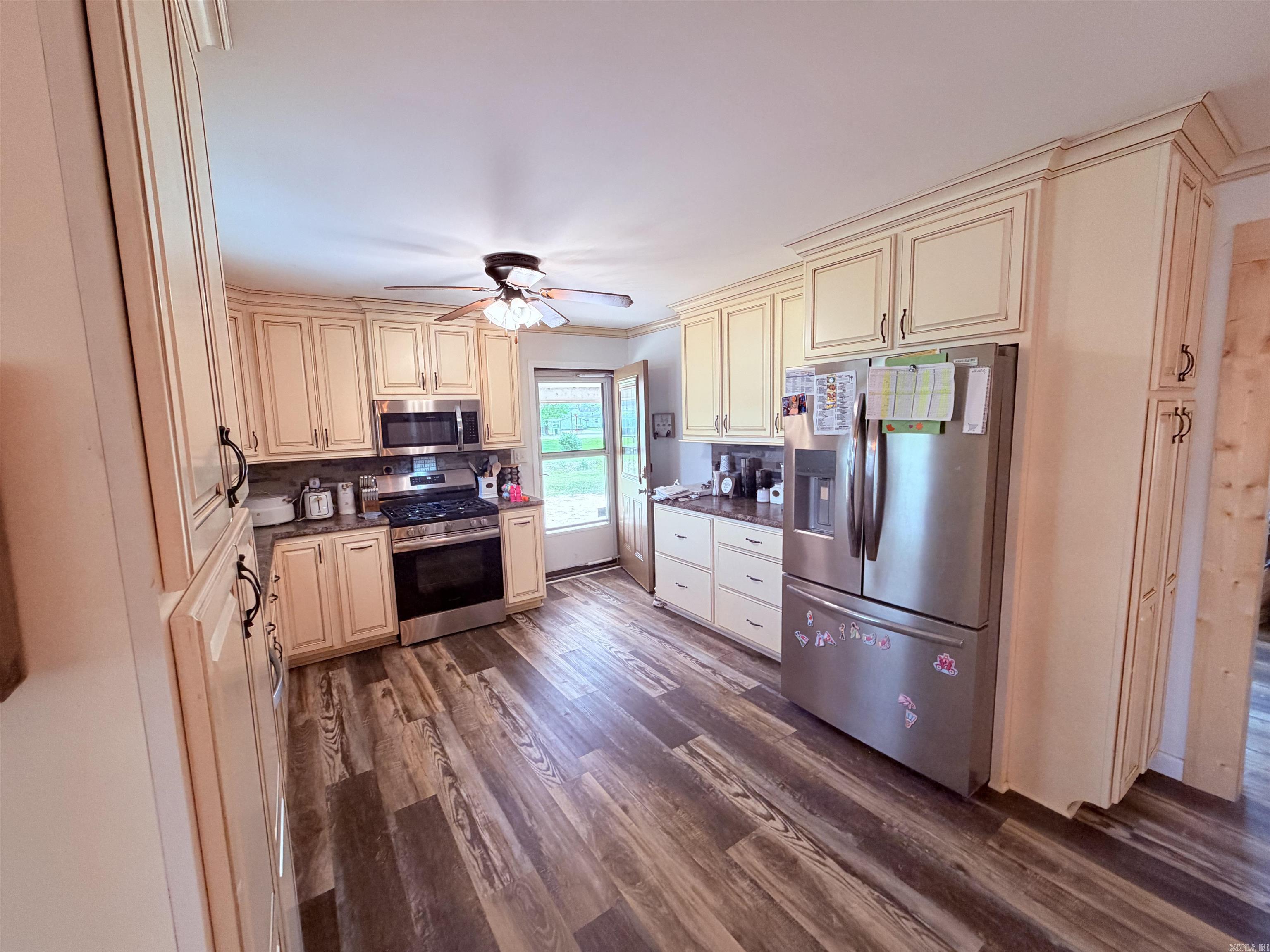 510 1st  Greenway, AR