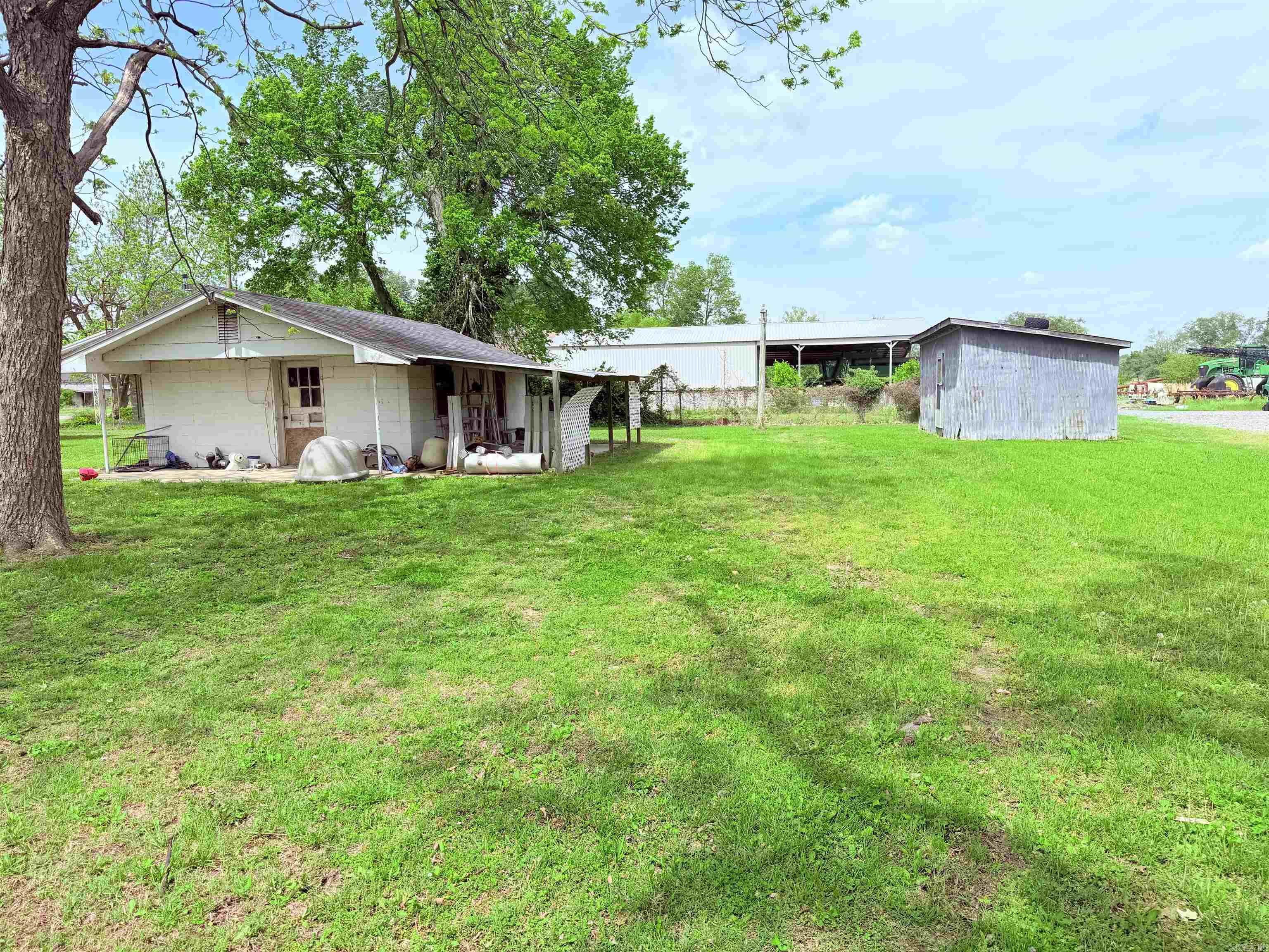 510 1st  Greenway, AR