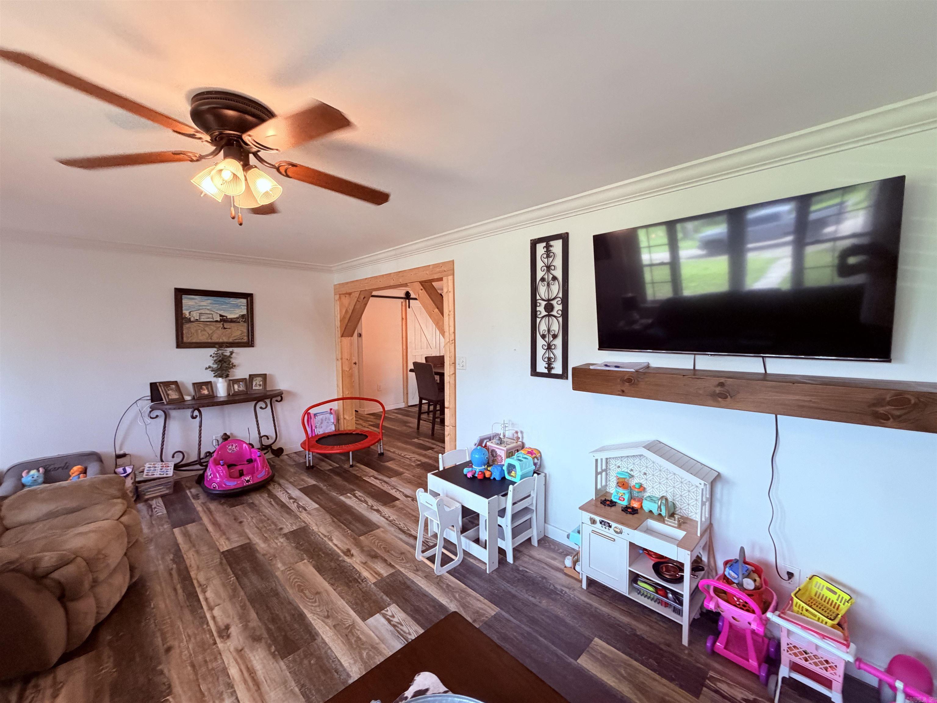 510 1st  Greenway, AR