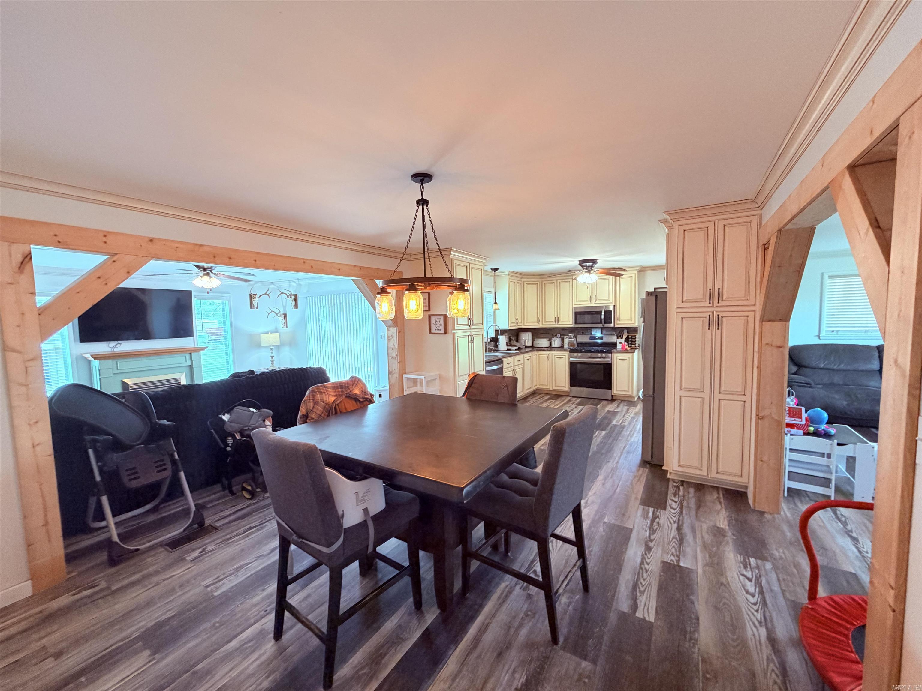 510 1st  Greenway, AR