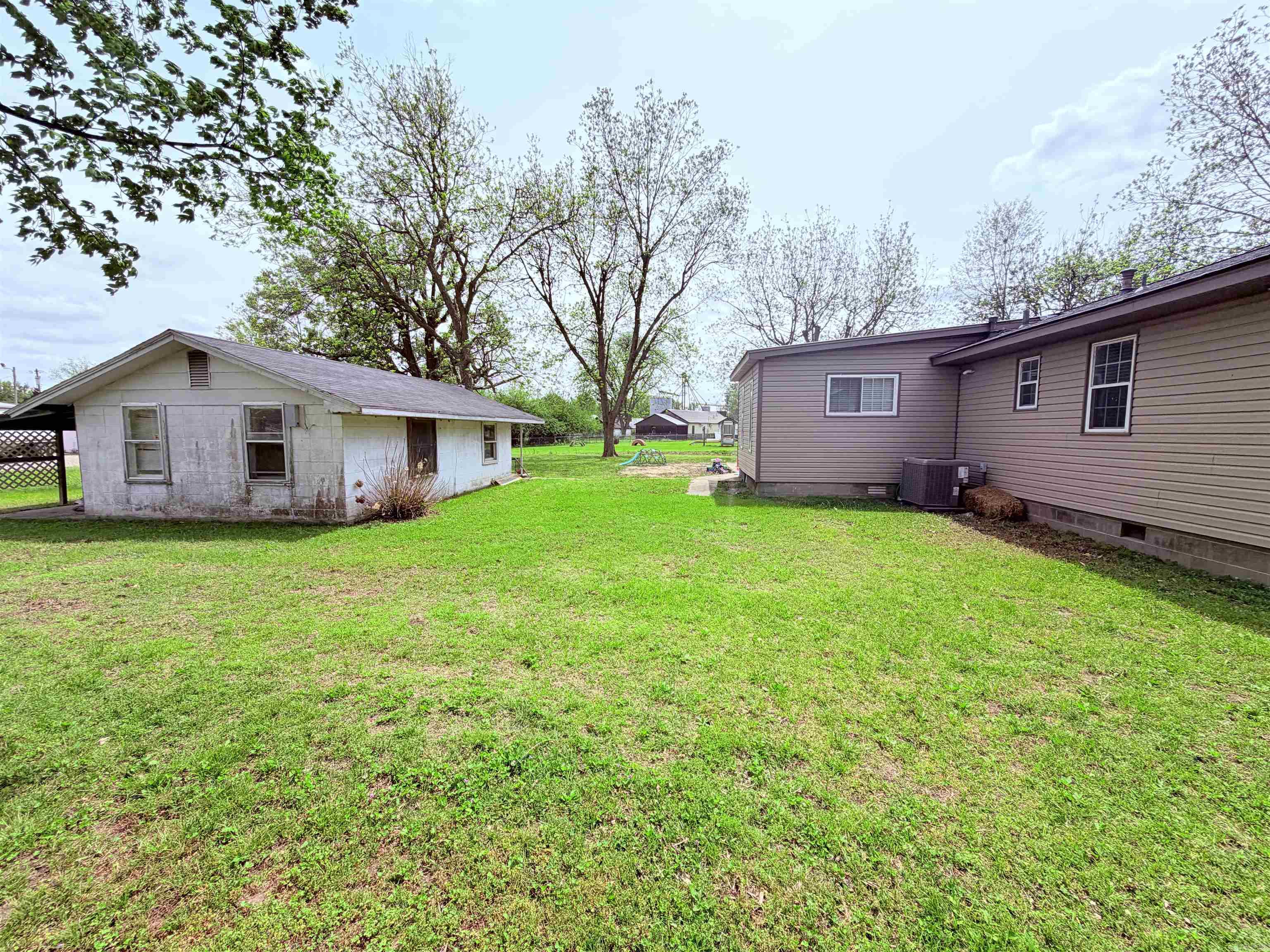 510 1st  Greenway, AR