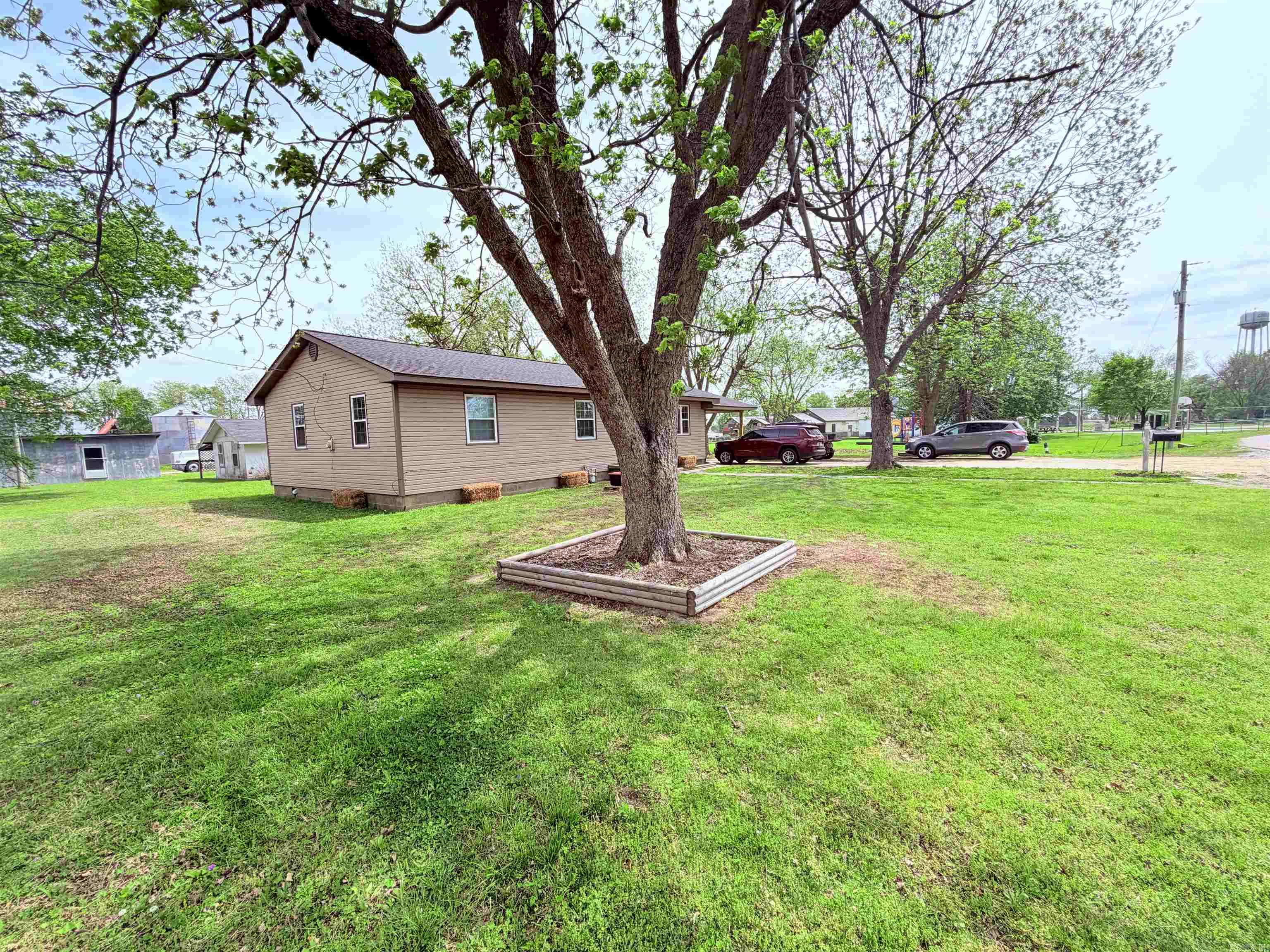 510 1st  Greenway, AR