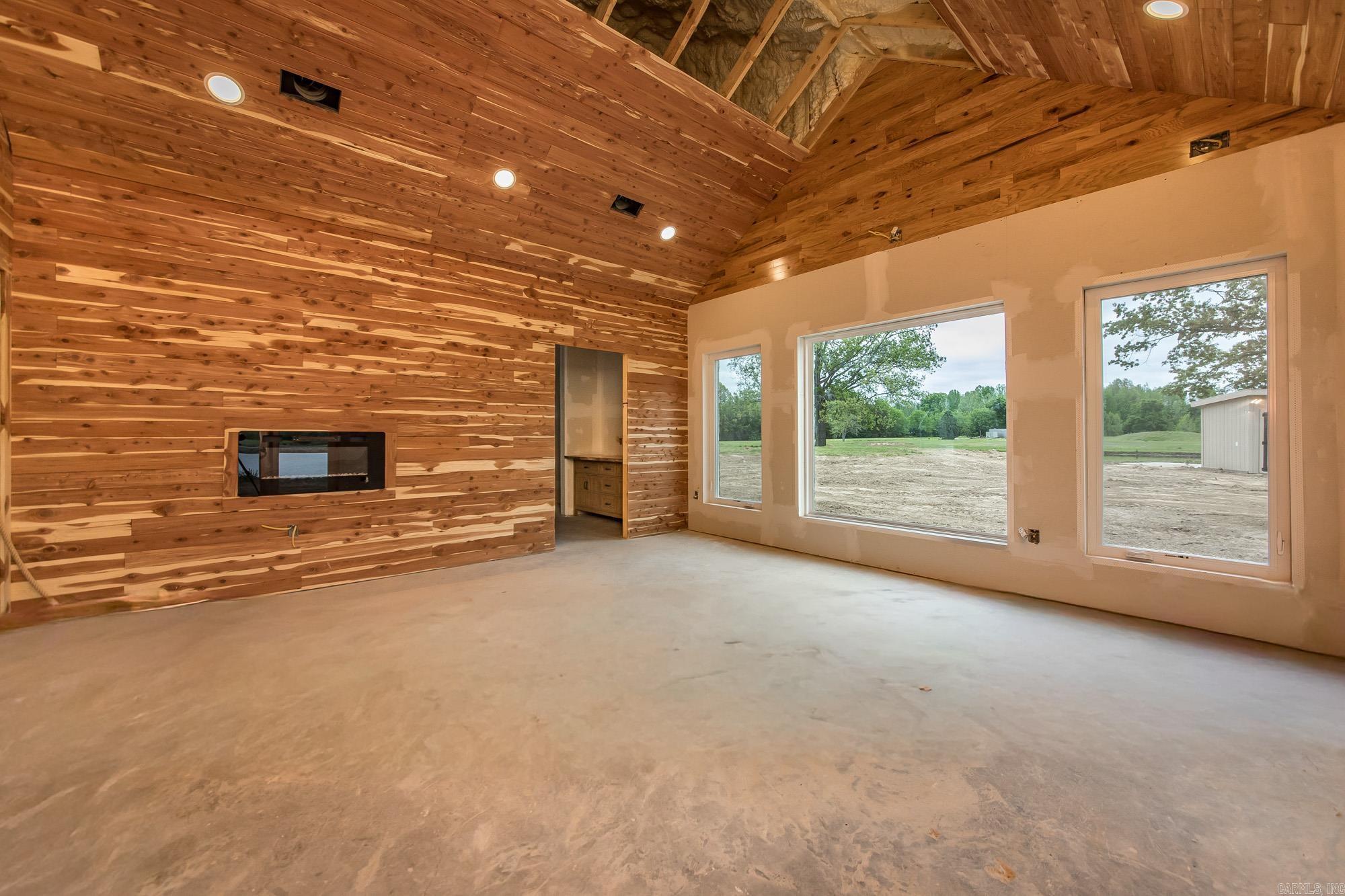 155 Woodard Ln.  Heber Springs, AR