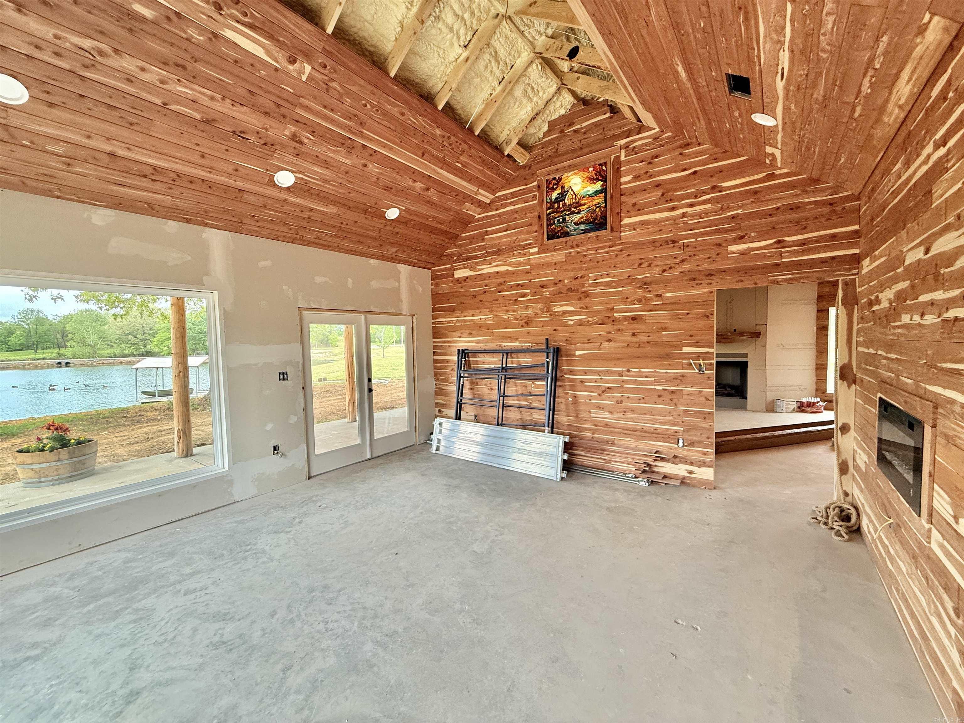 155 Woodard Ln.  Heber Springs, AR