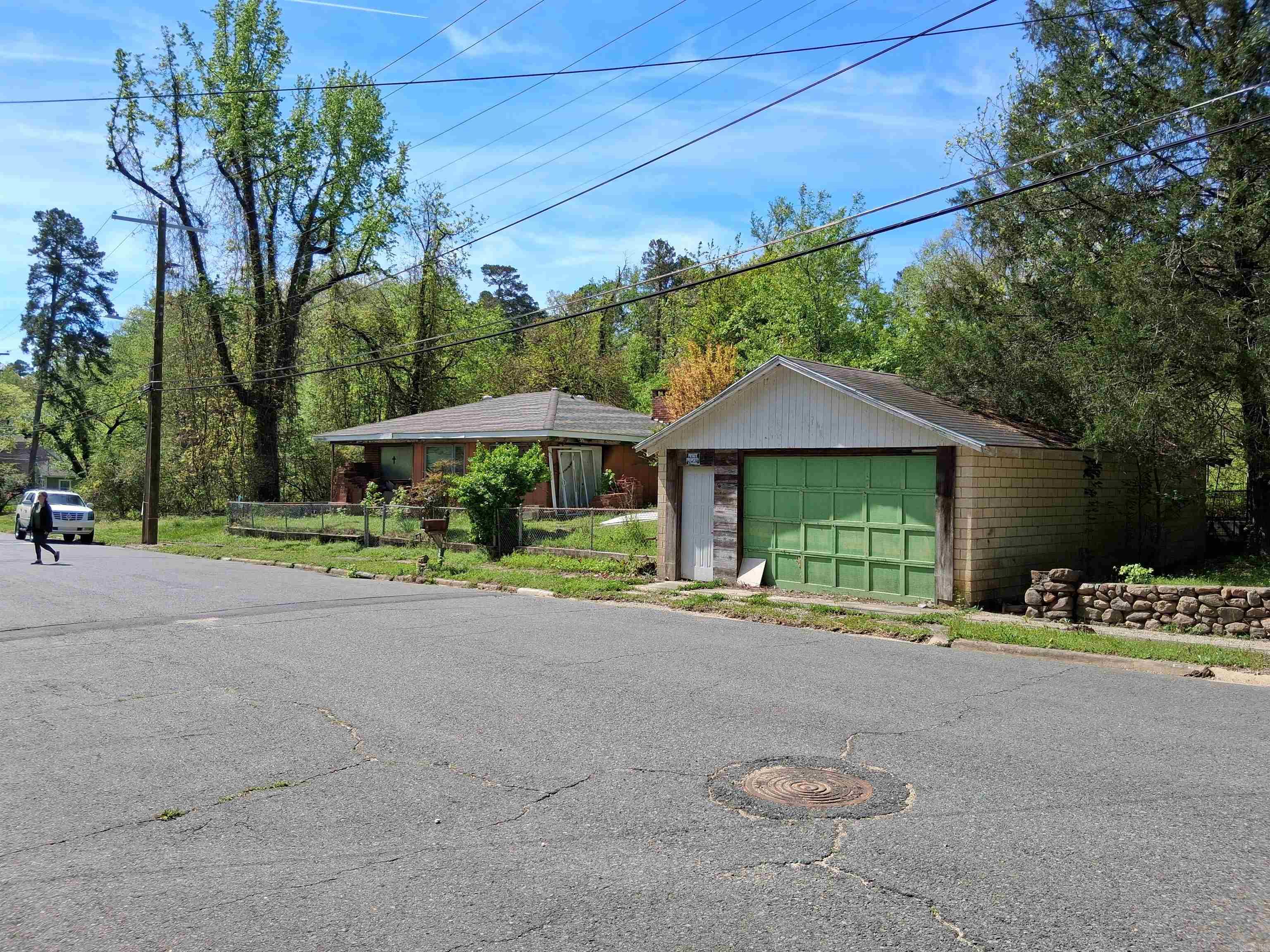 419 Holly  Hot Springs, AR