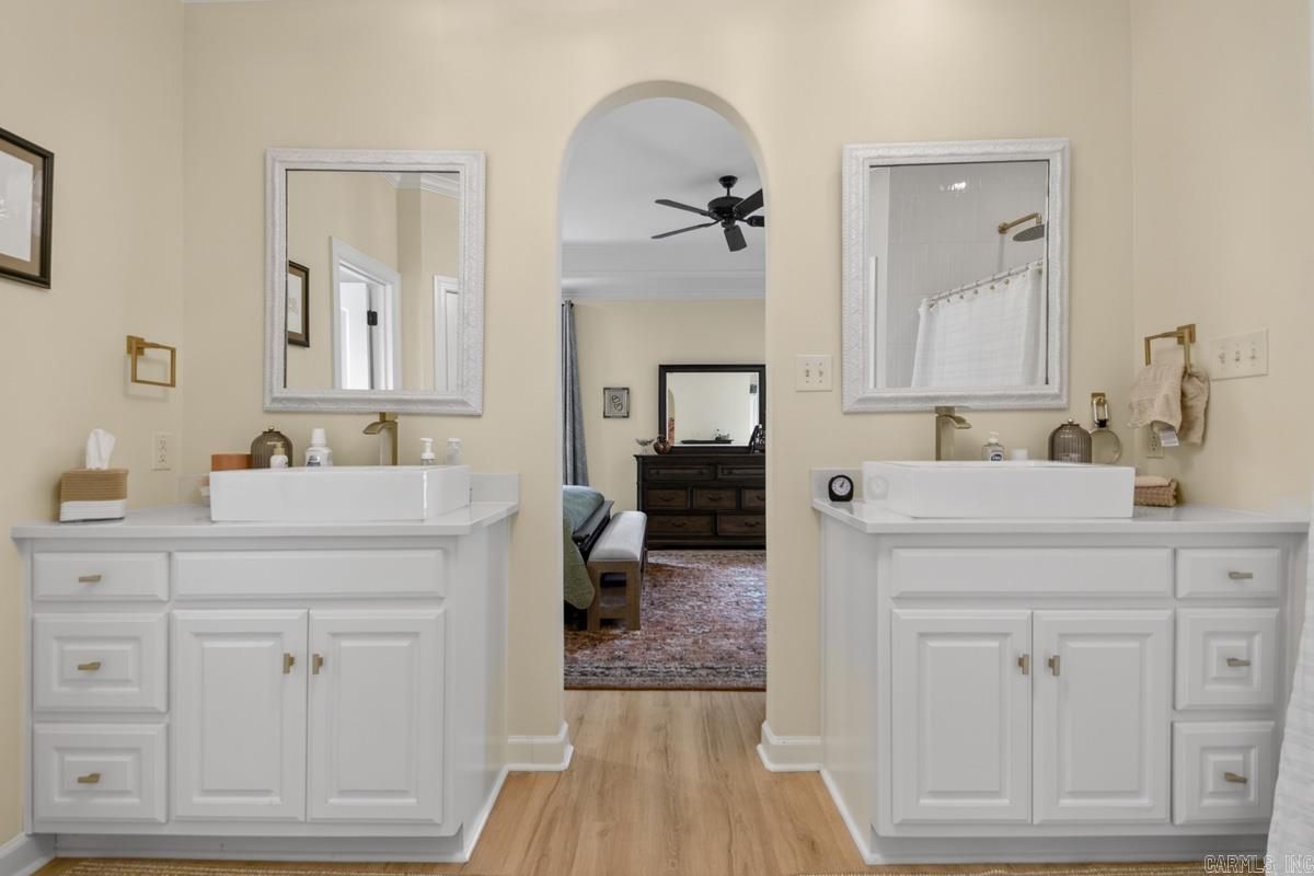 760 Mound View Dr  England, AR