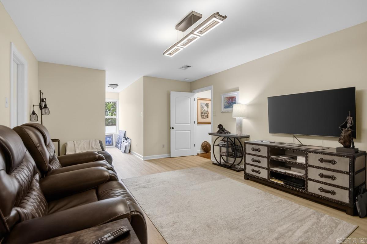 760 Mound View Dr  England, AR