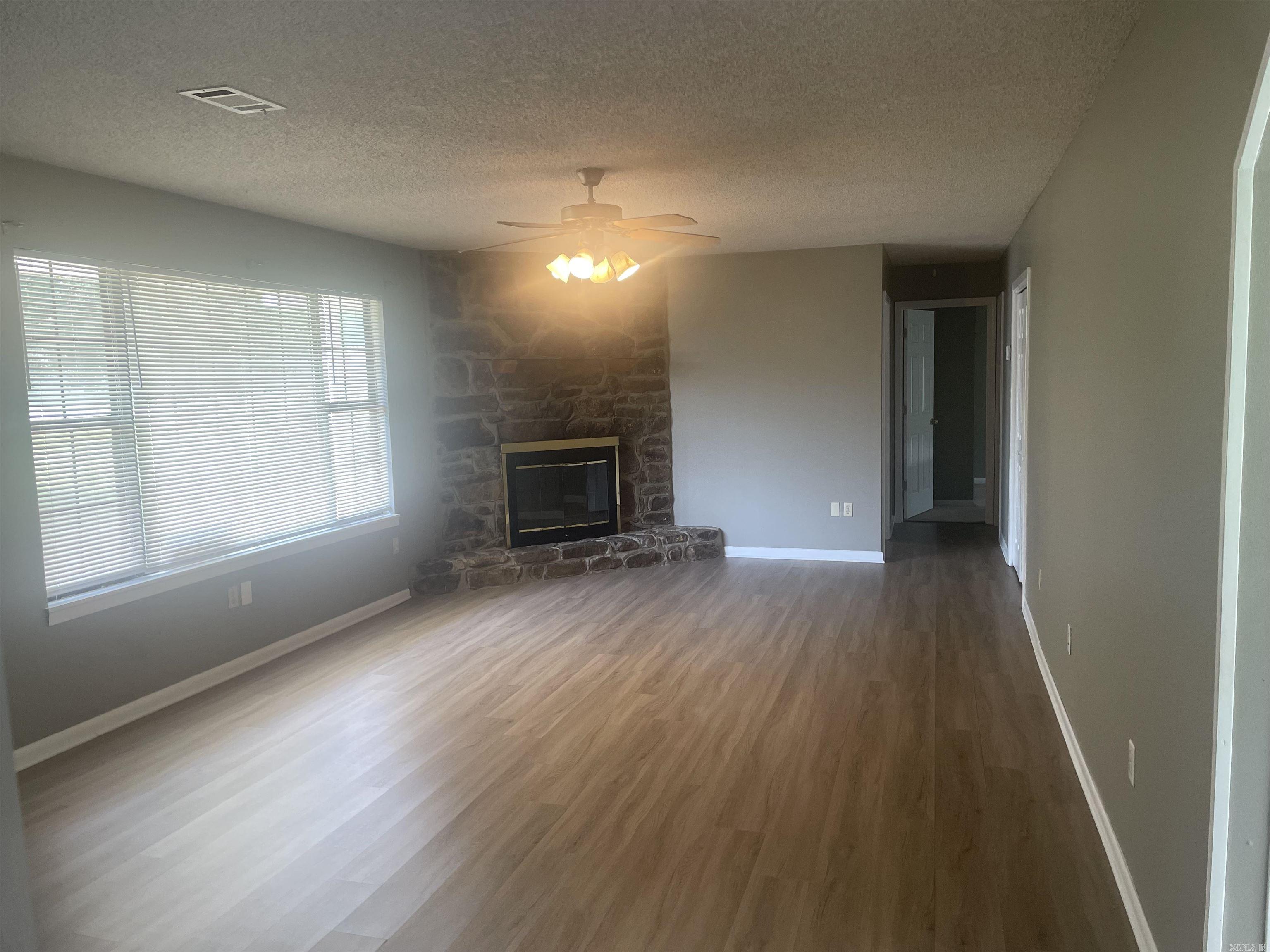 9 Meadow Creek  Conway, AR