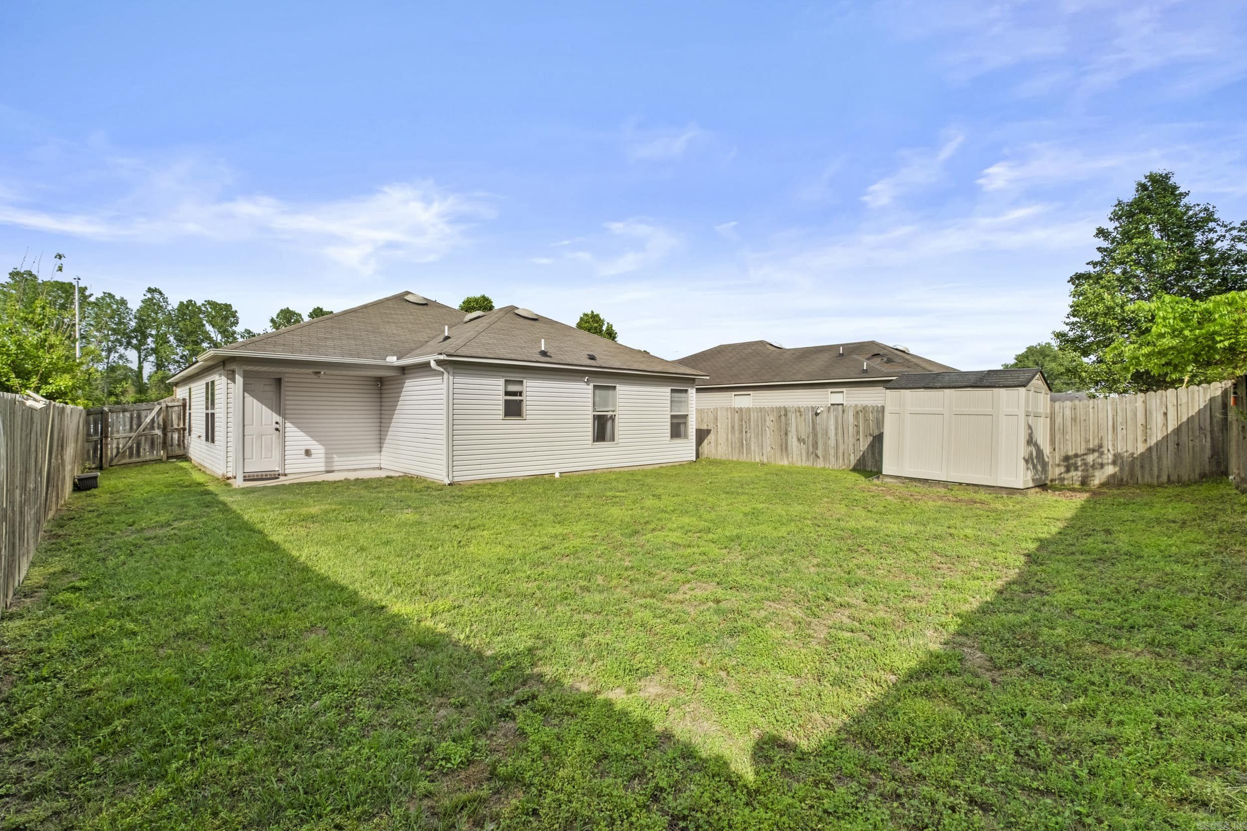 512 Saunders  North Little Rock, AR