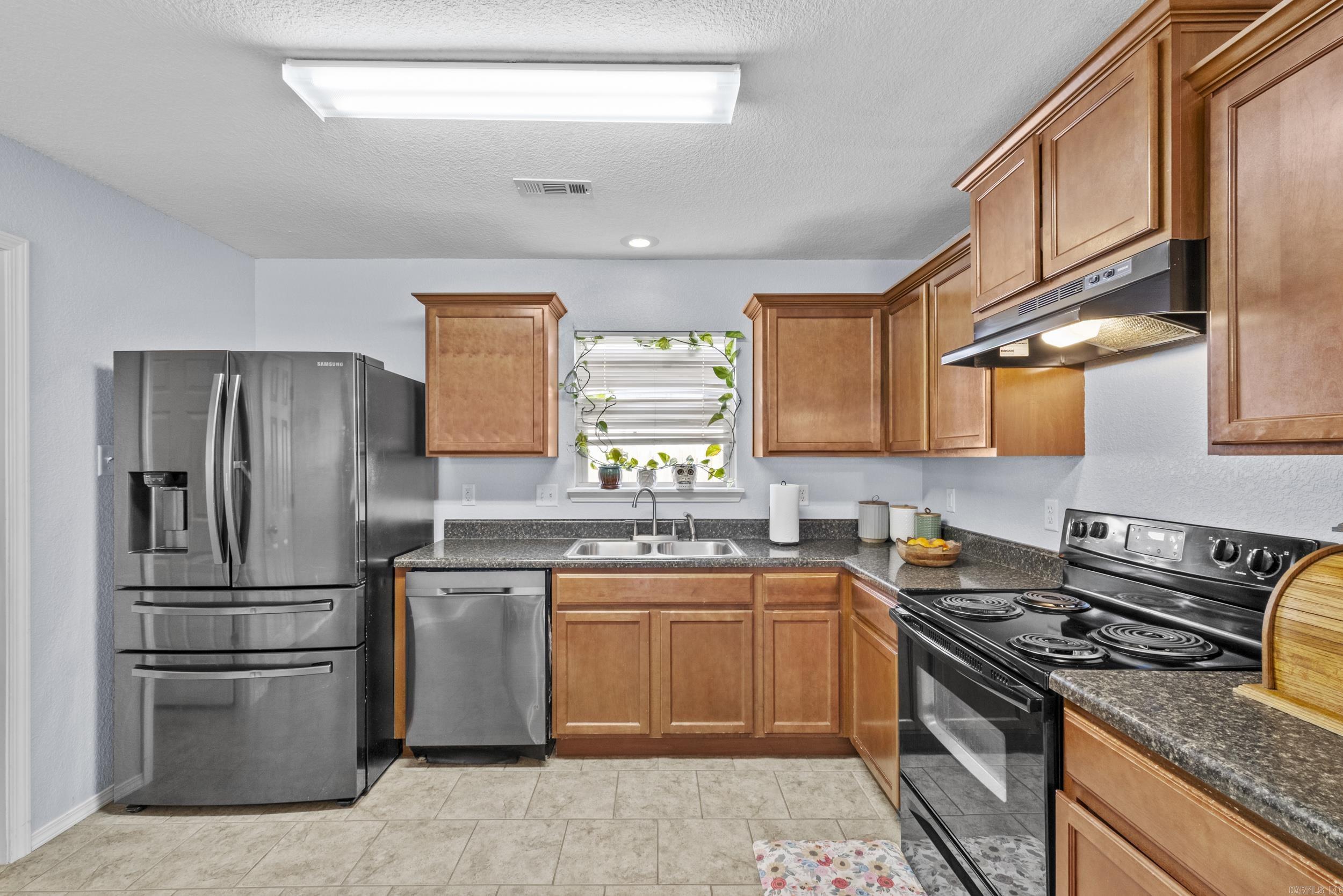 512 Saunders  North Little Rock, AR