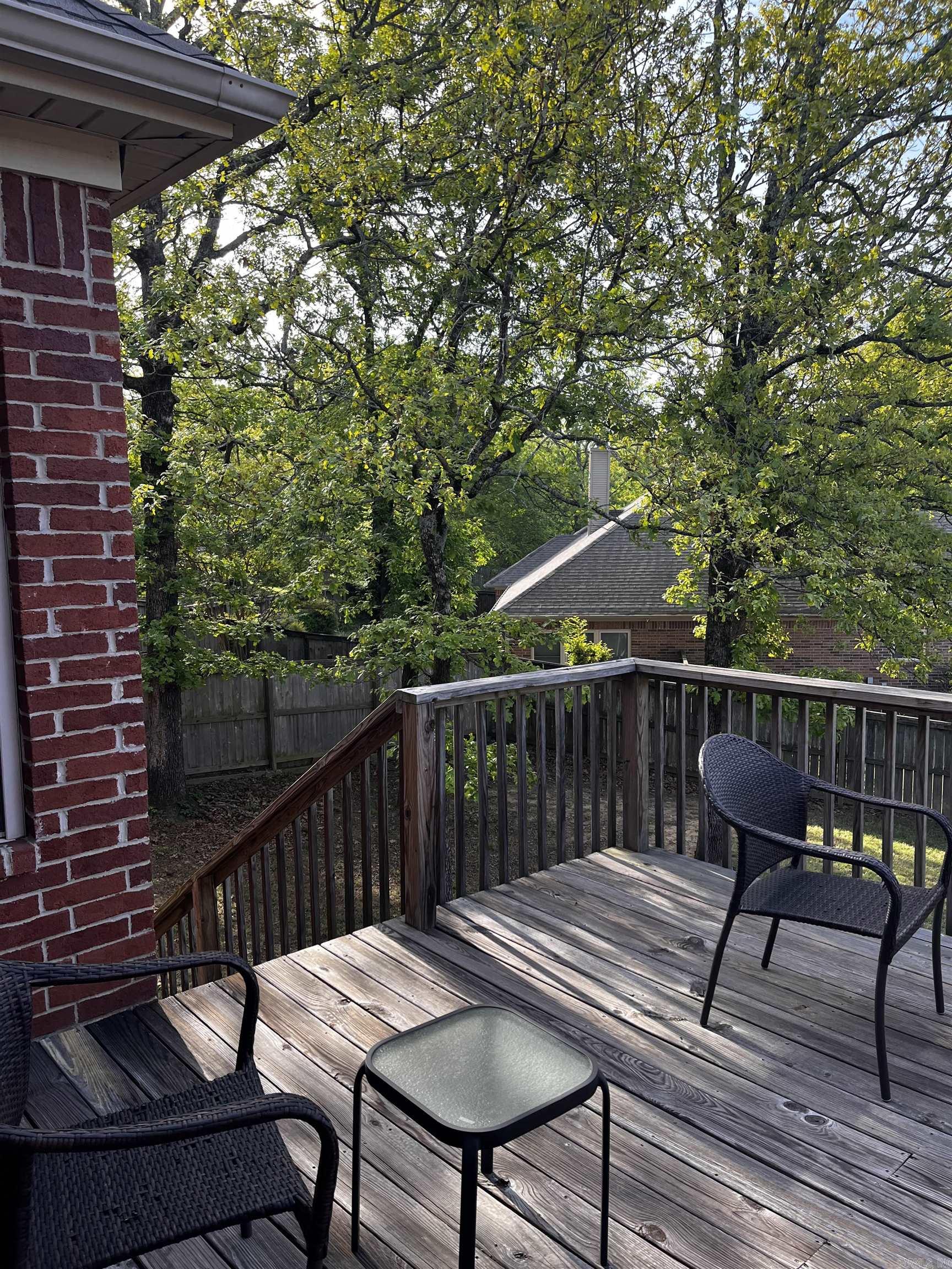 7361 W Ridge  Sherwood, AR