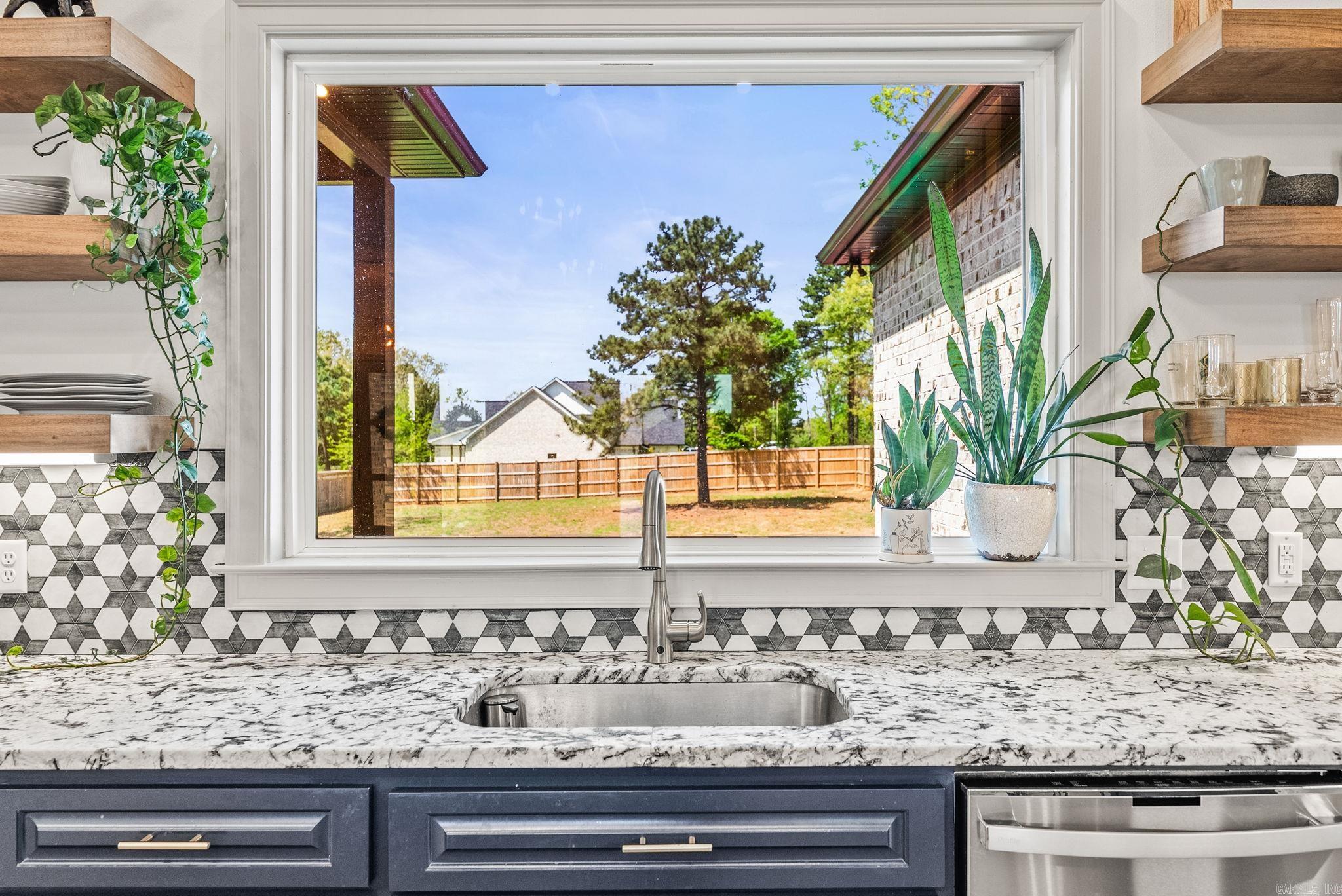 98 Hargrove  Greenbrier, AR