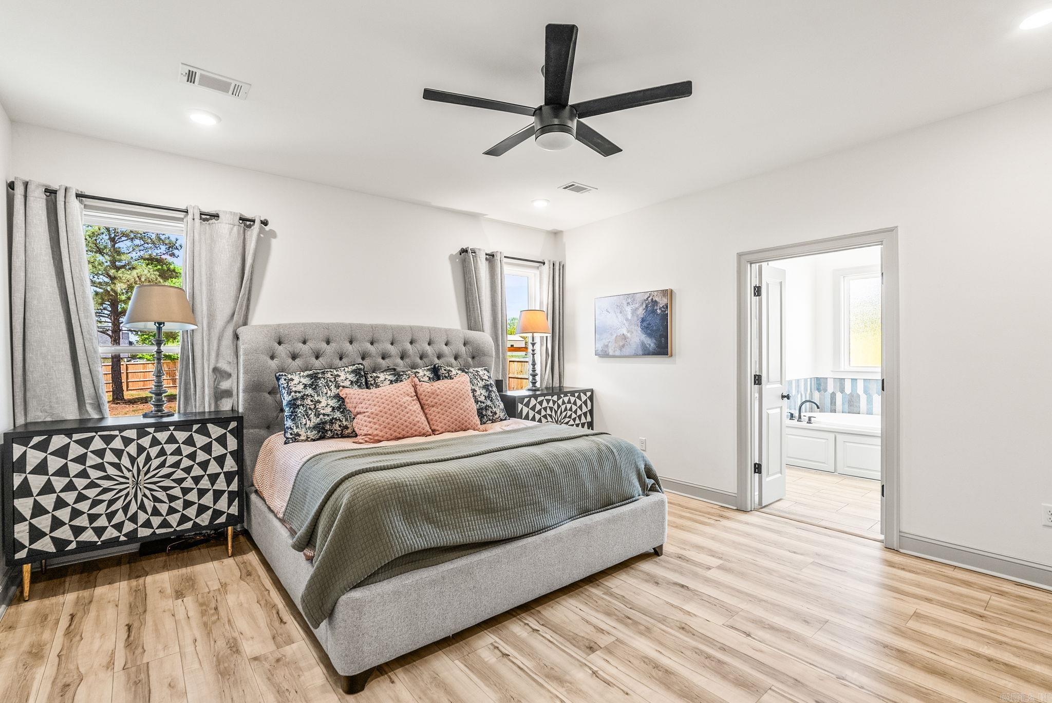 98 Hargrove  Greenbrier, AR