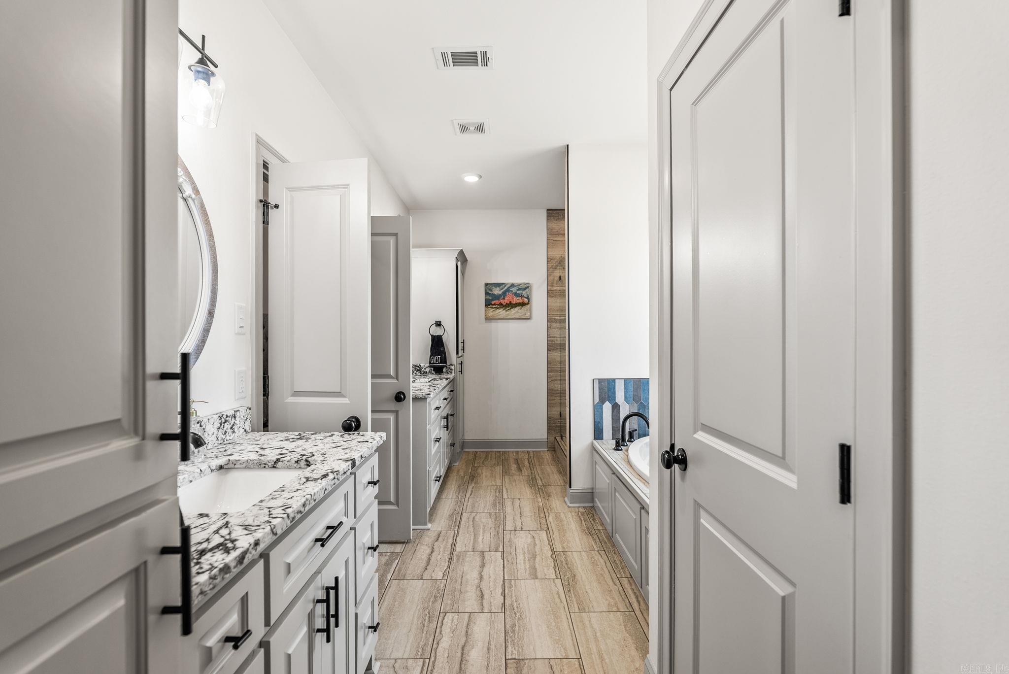 98 Hargrove  Greenbrier, AR