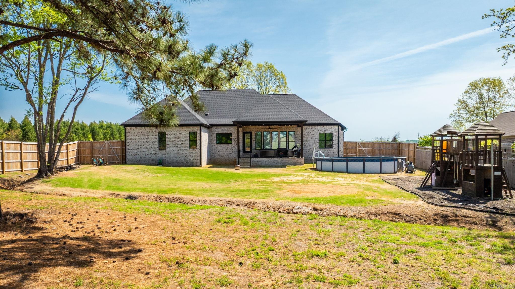 98 Hargrove  Greenbrier, AR