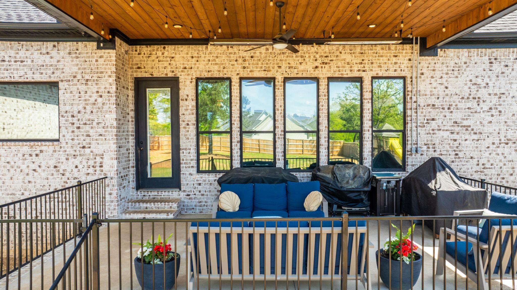 98 Hargrove  Greenbrier, AR