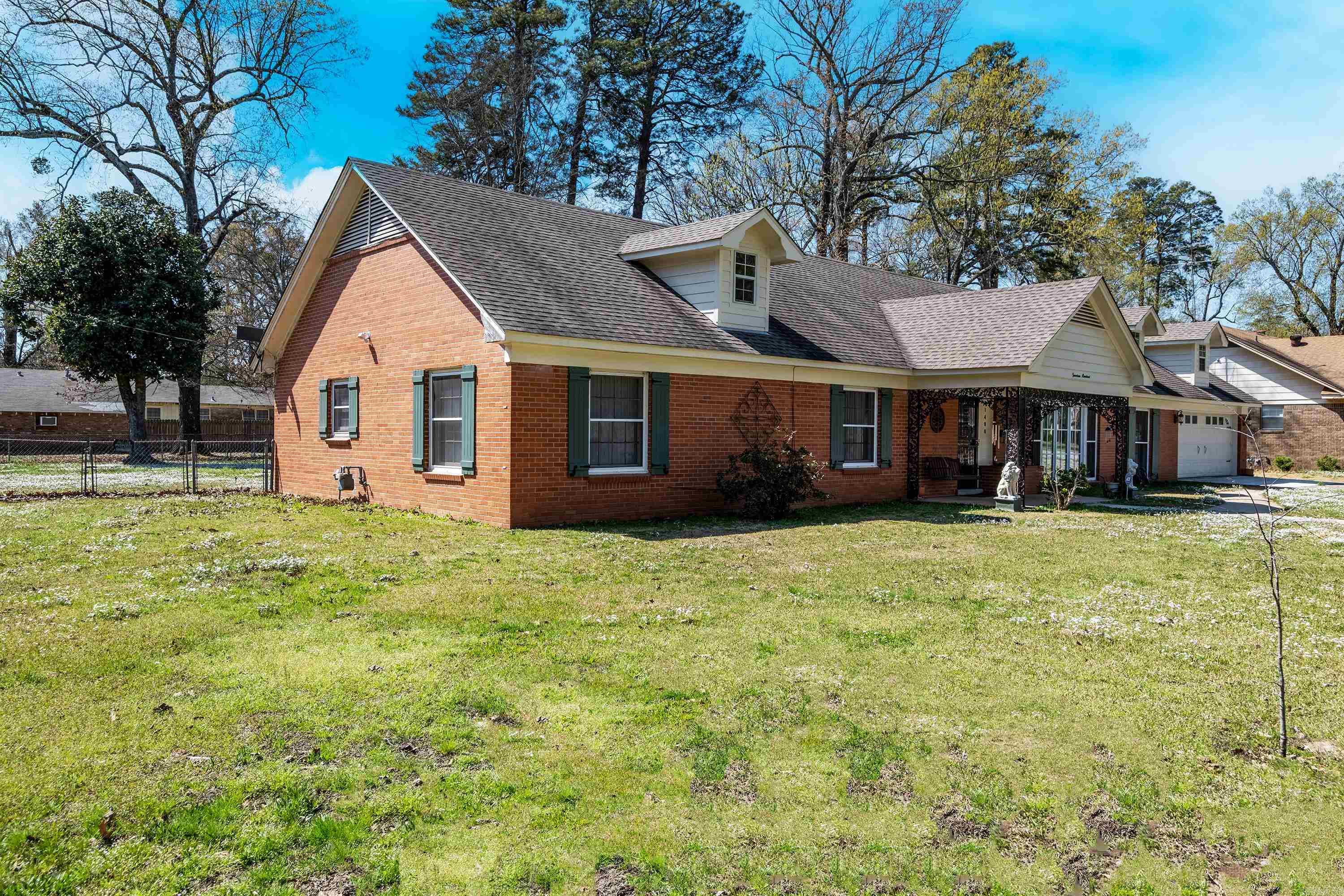 1400 W 33rd  Pine Bluff, AR