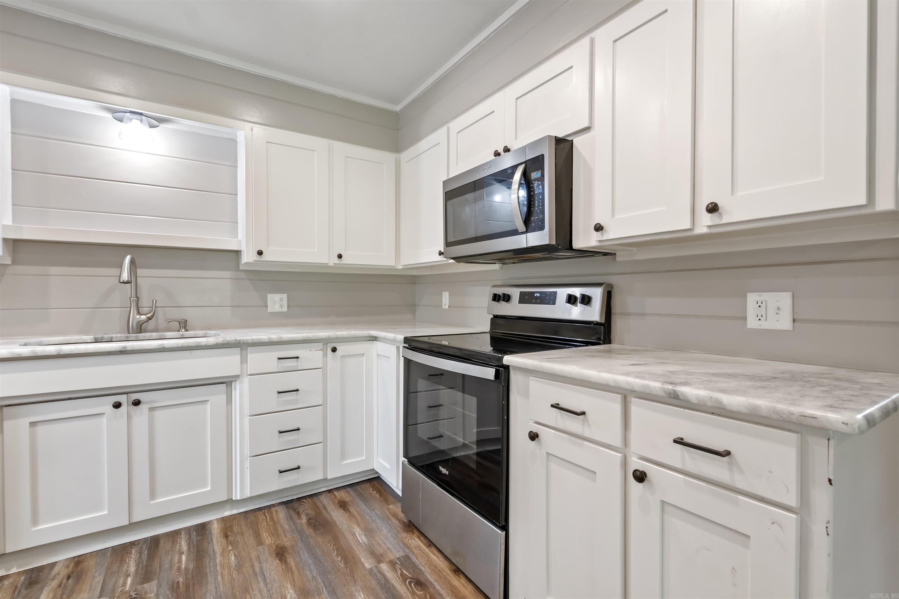 1 Foxboro  Searcy, AR