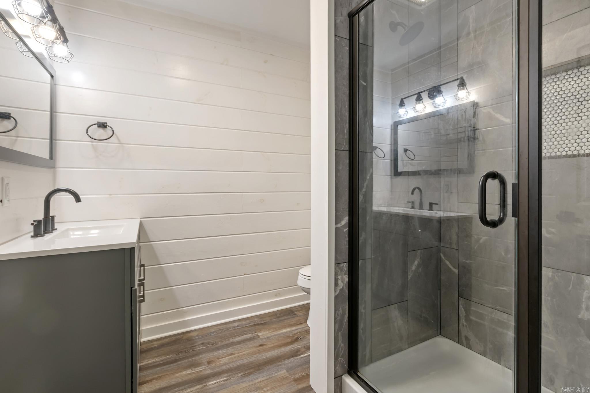 1 Foxboro  Searcy, AR