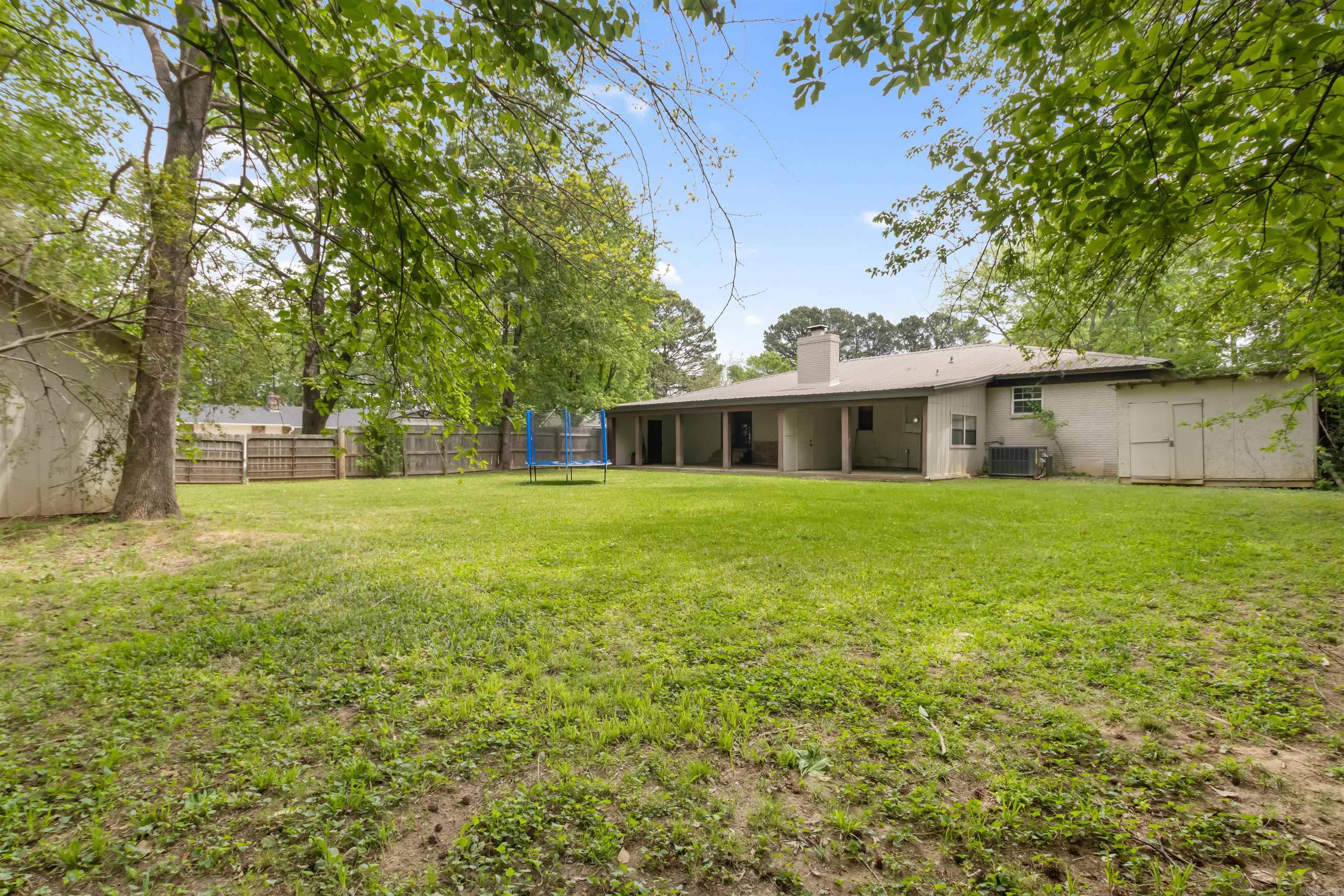 1 Foxboro  Searcy, AR