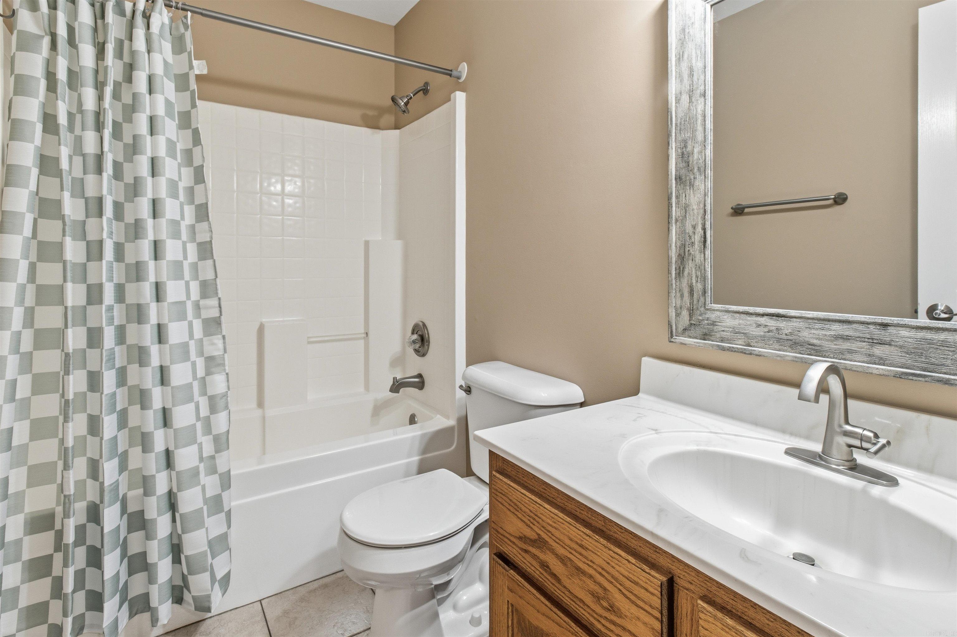 218 Natchez Dr  Jonesboro, AR