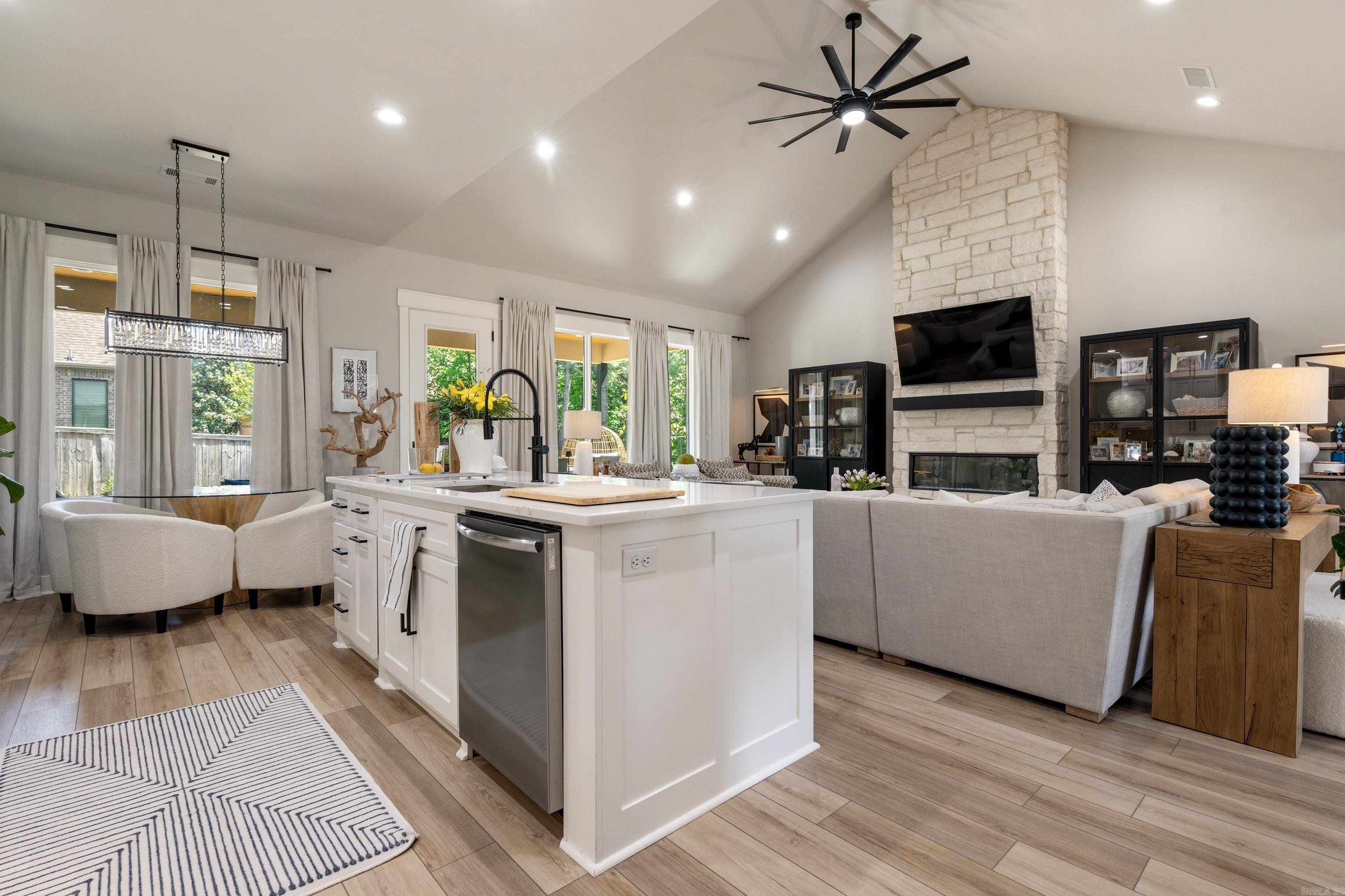 199 Arlington Park  Hot Springs, AR