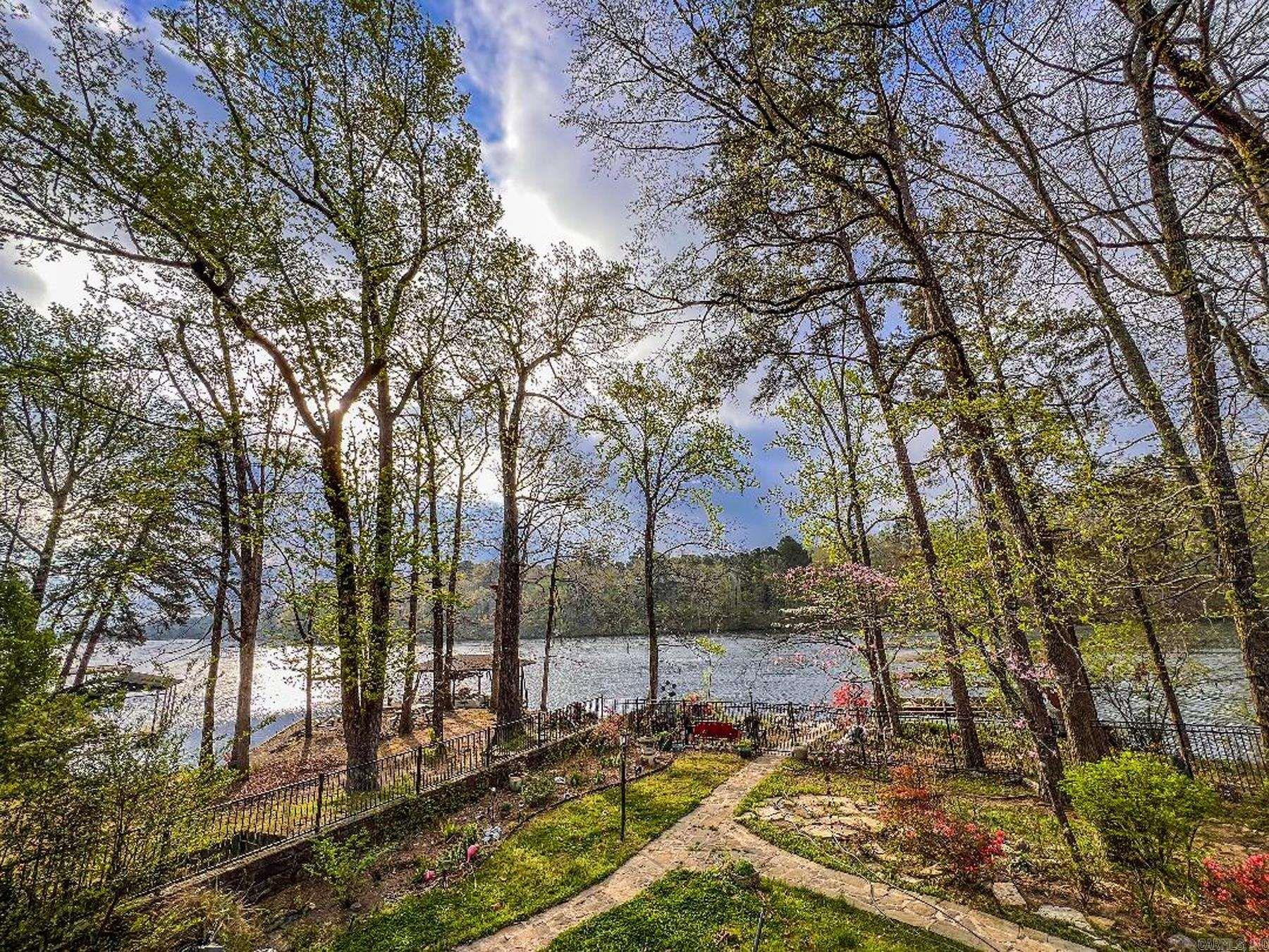 15 S Pego  Hot Springs Village, AR