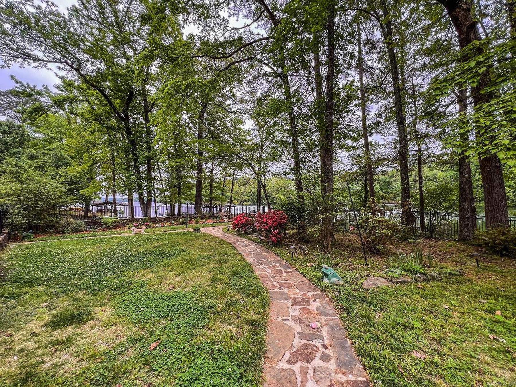 15 S Pego  Hot Springs Village, AR