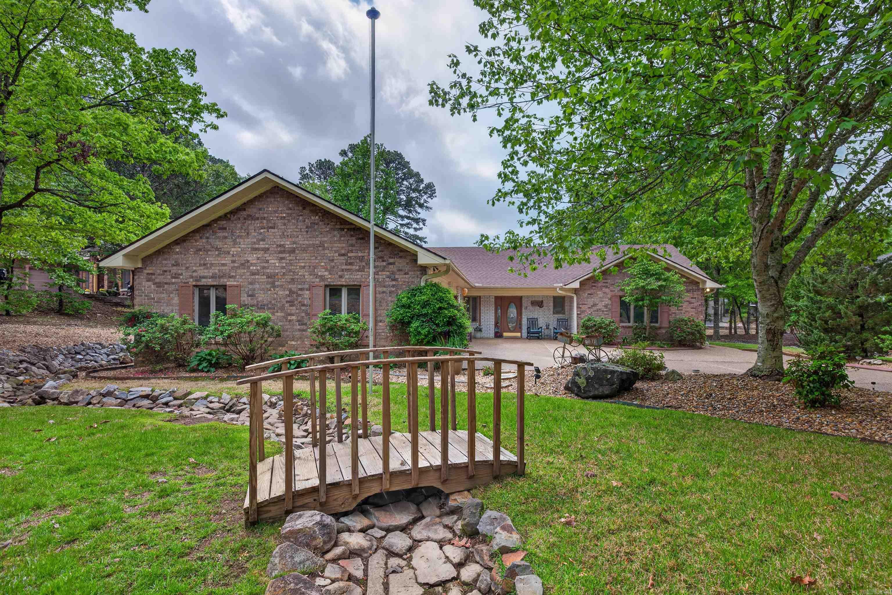 15 Tiburon Way  Hot Springs Village, AR