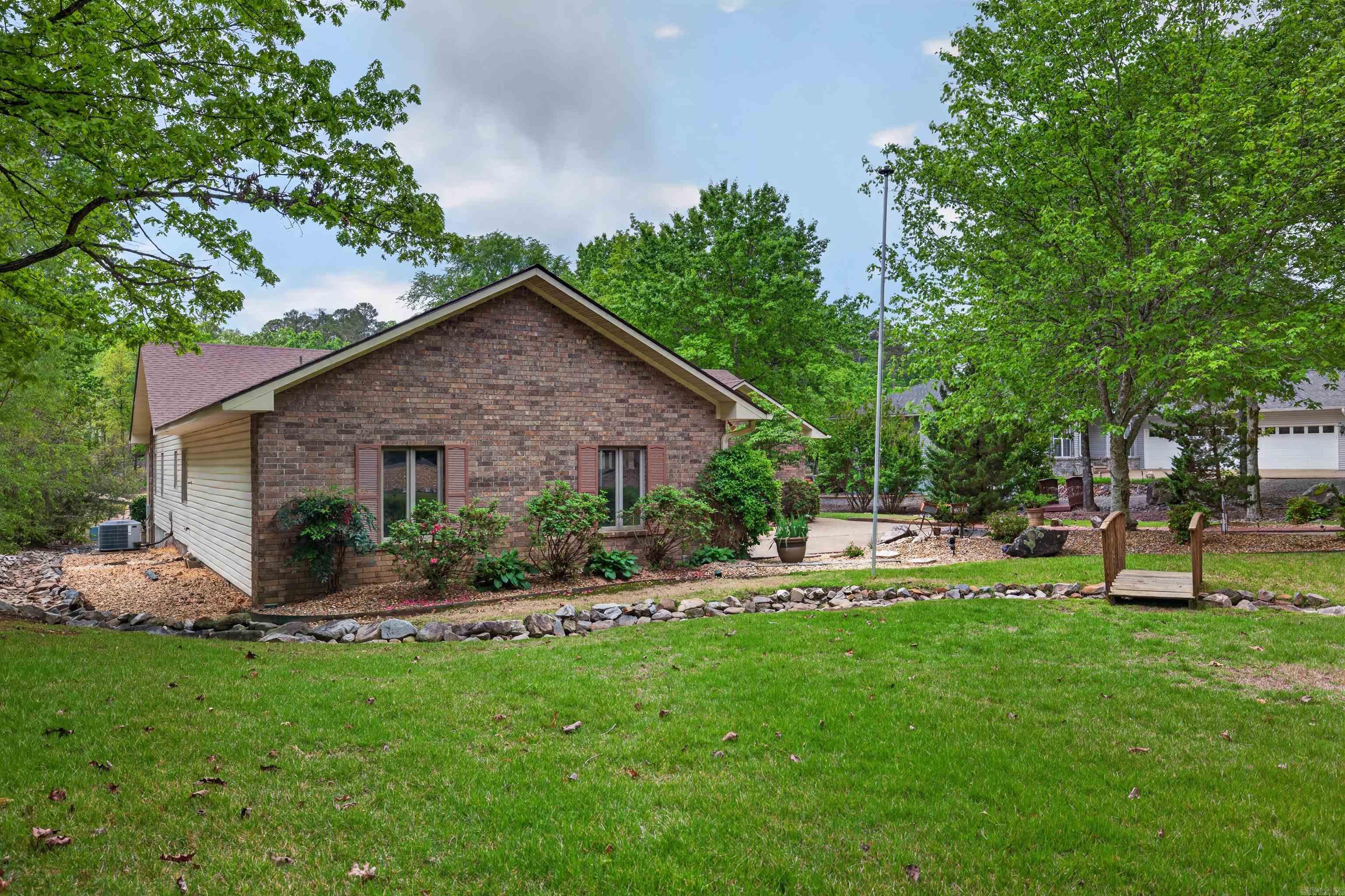 15 Tiburon Way  Hot Springs Village, AR