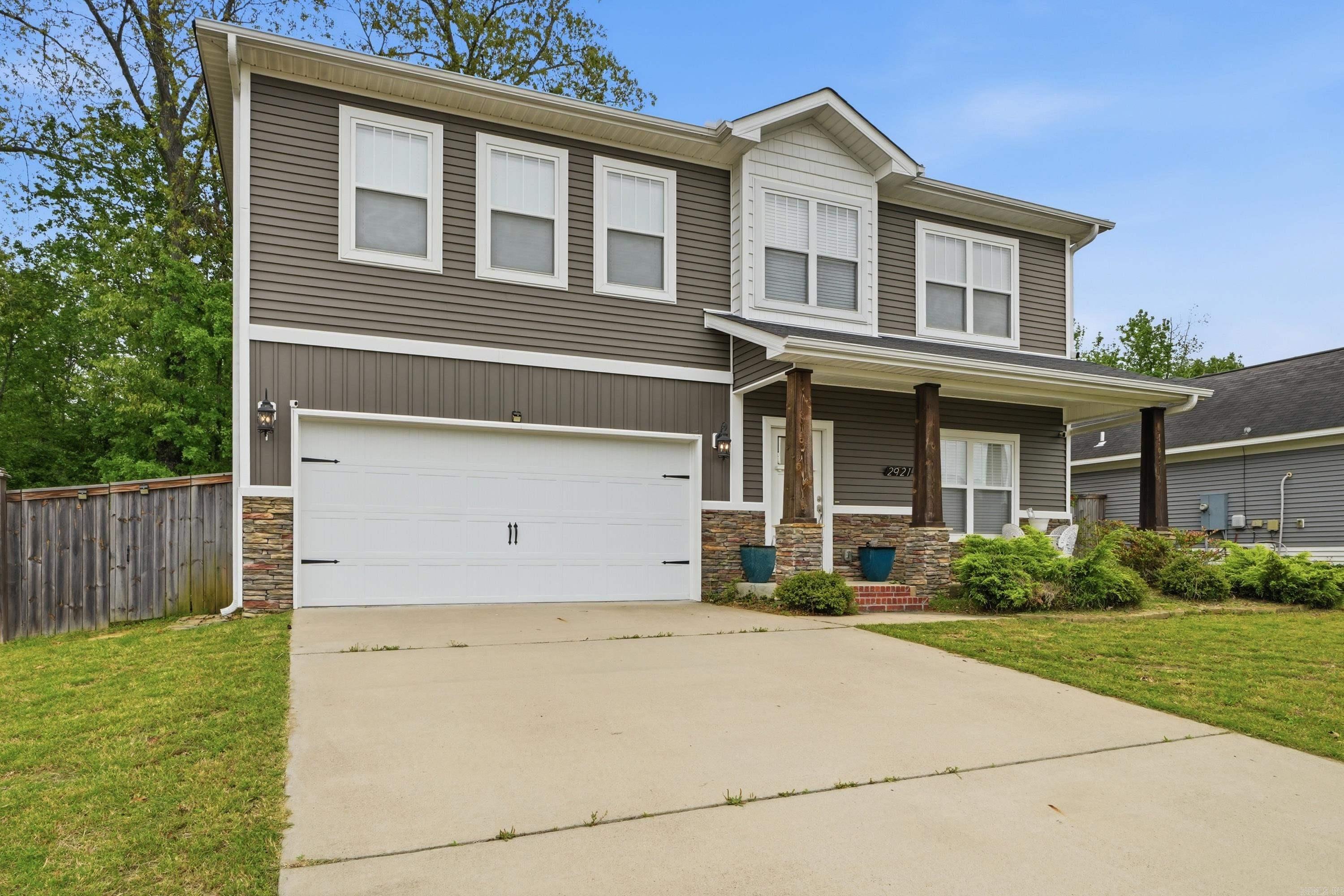 2921 Gillis Drive  Benton, AR