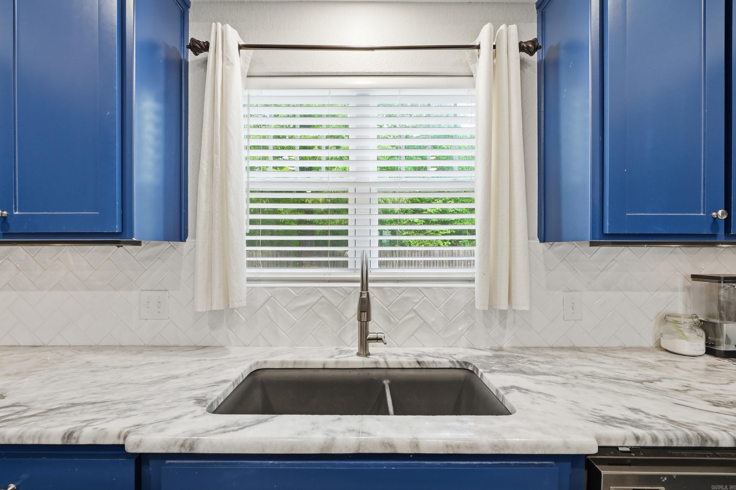 2921 Gillis Drive  Benton, AR