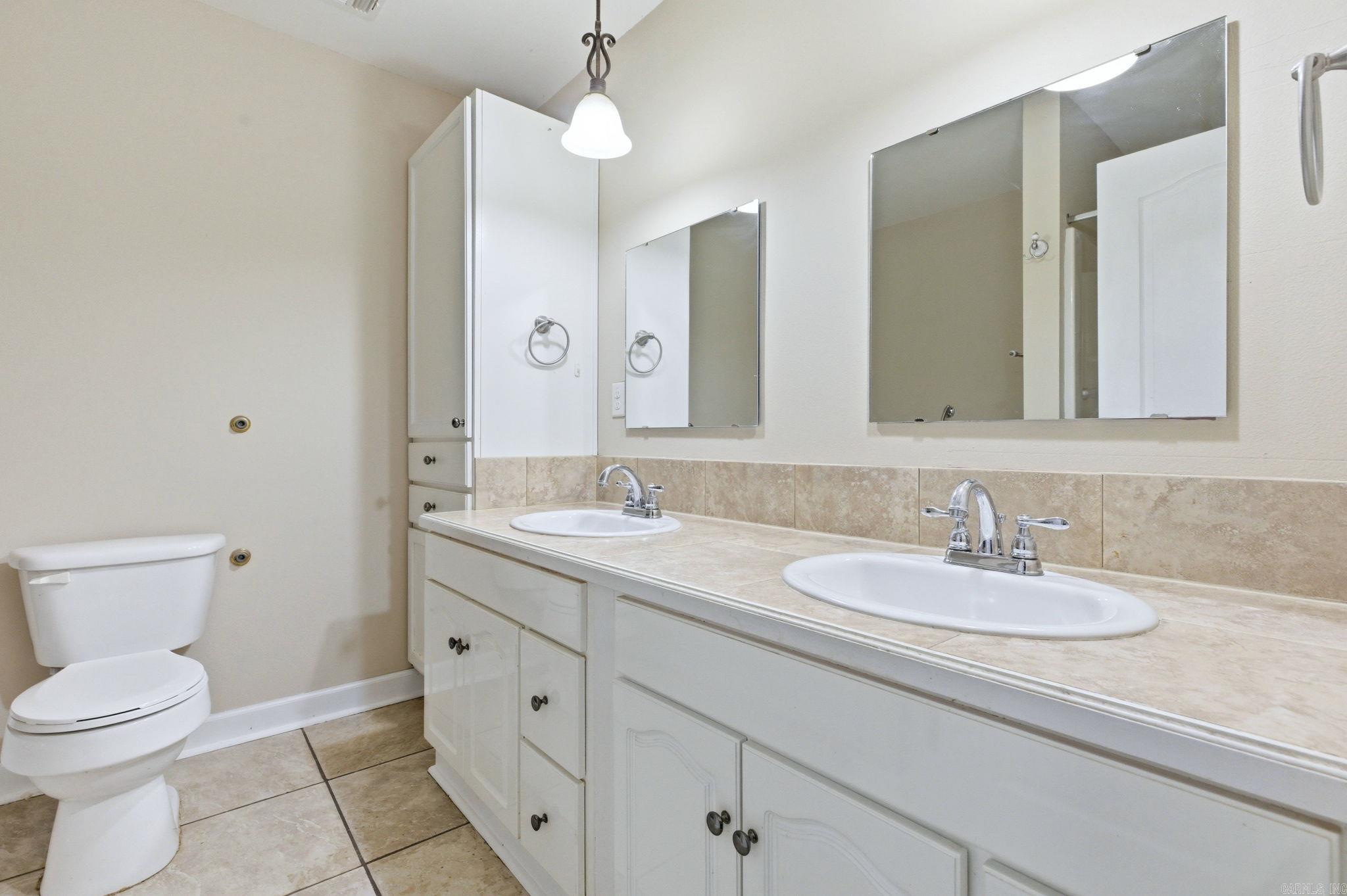 304 S 3rd St  Benton, AR