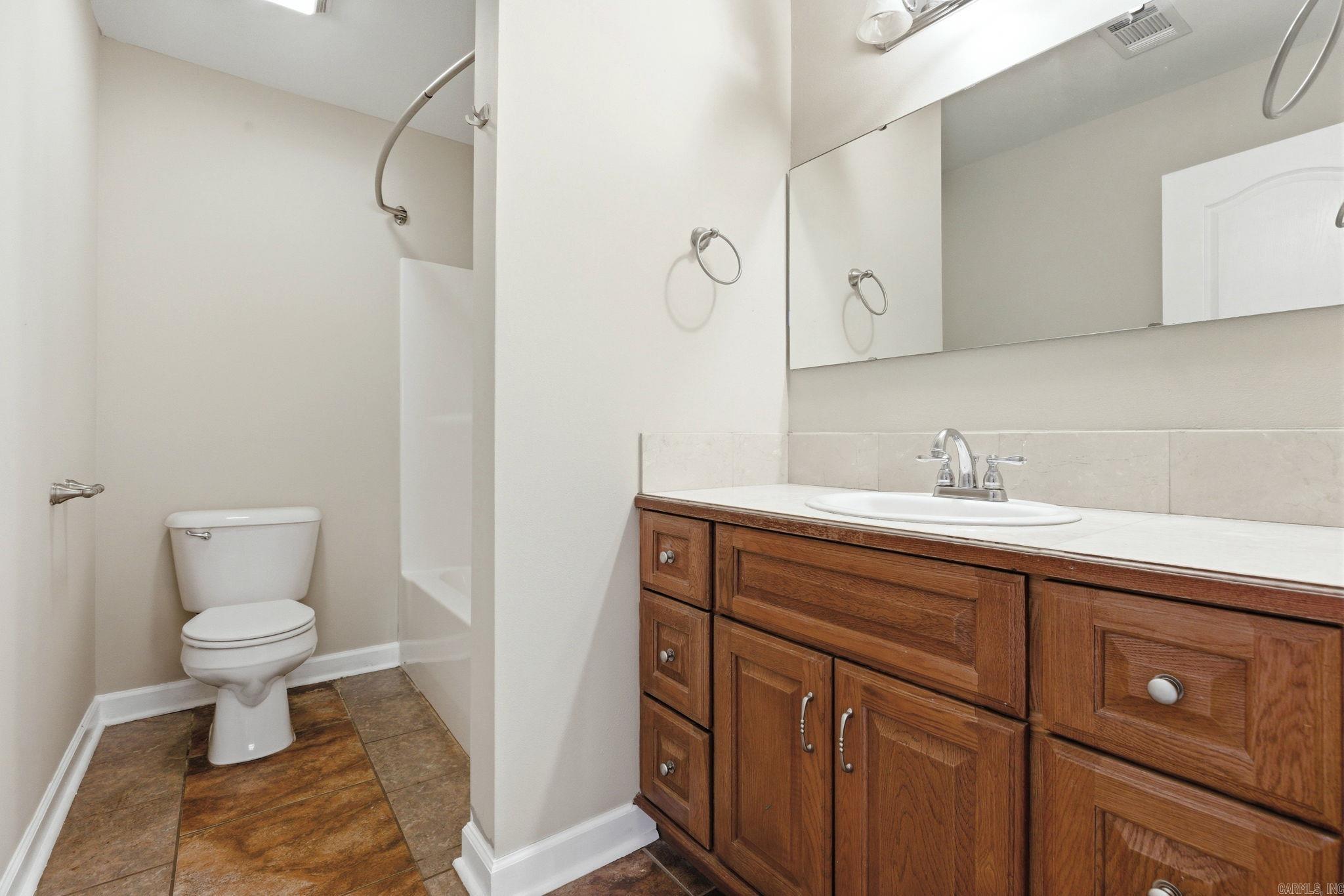 304 S 3rd St  Benton, AR